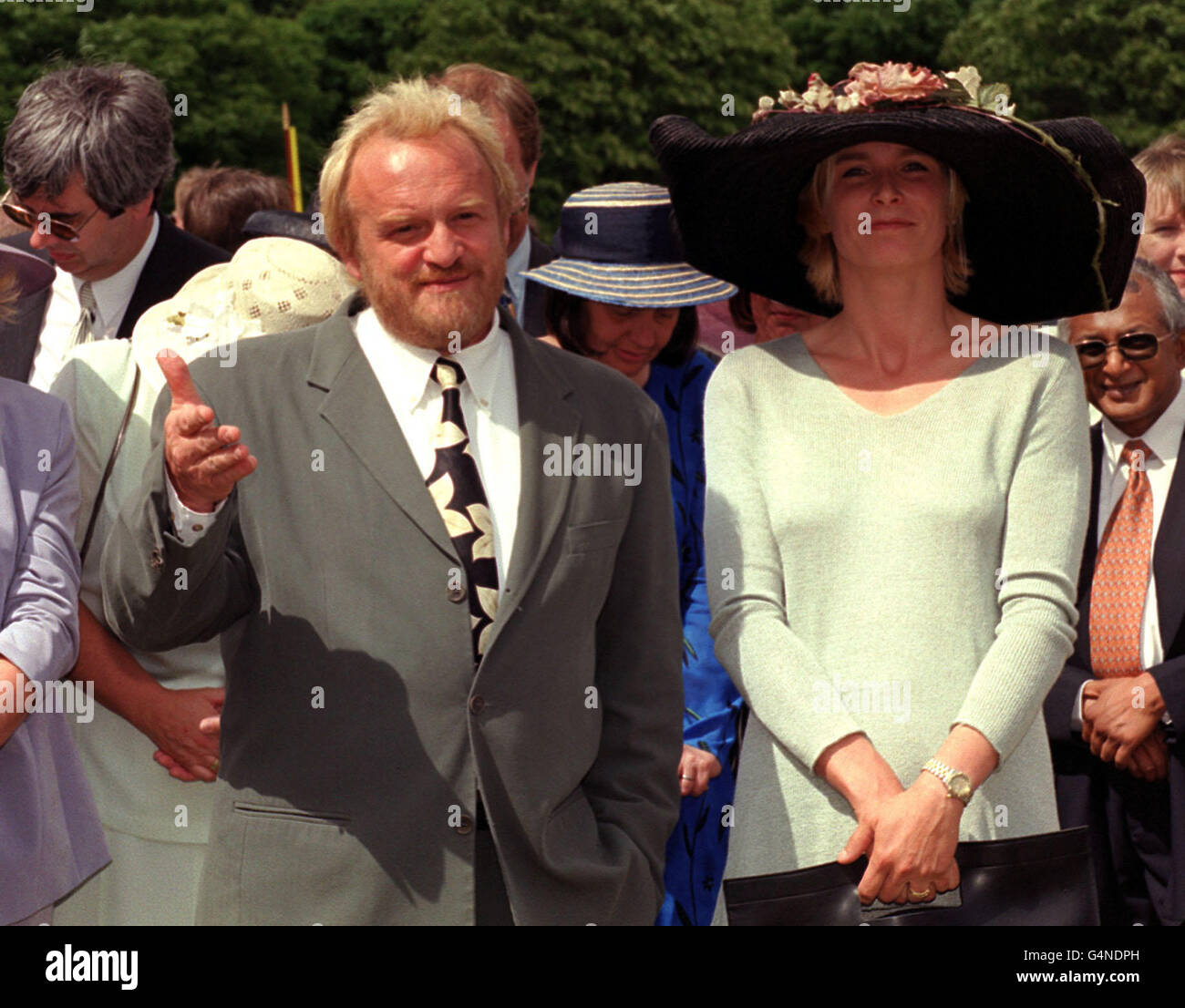 Antony Worrall Thompson with his wife Jacinta at a garden party hosted by the Duke of Edinburgh Antony Worrall Thompson with his wife Jacinta at a garden party hosted by the Duke of Edinburgh