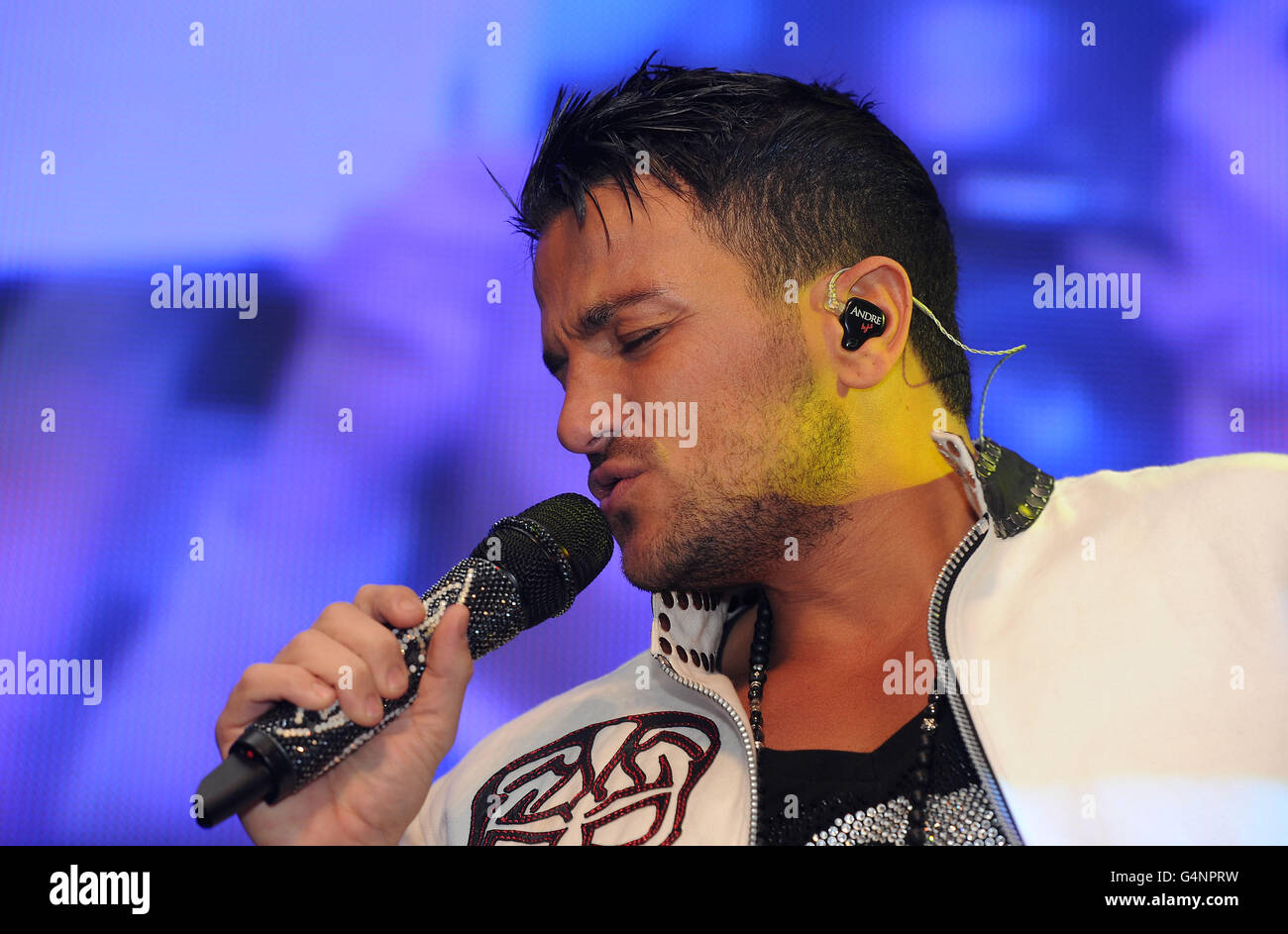 Warrington Christmas light switch on Stock Photo Alamy