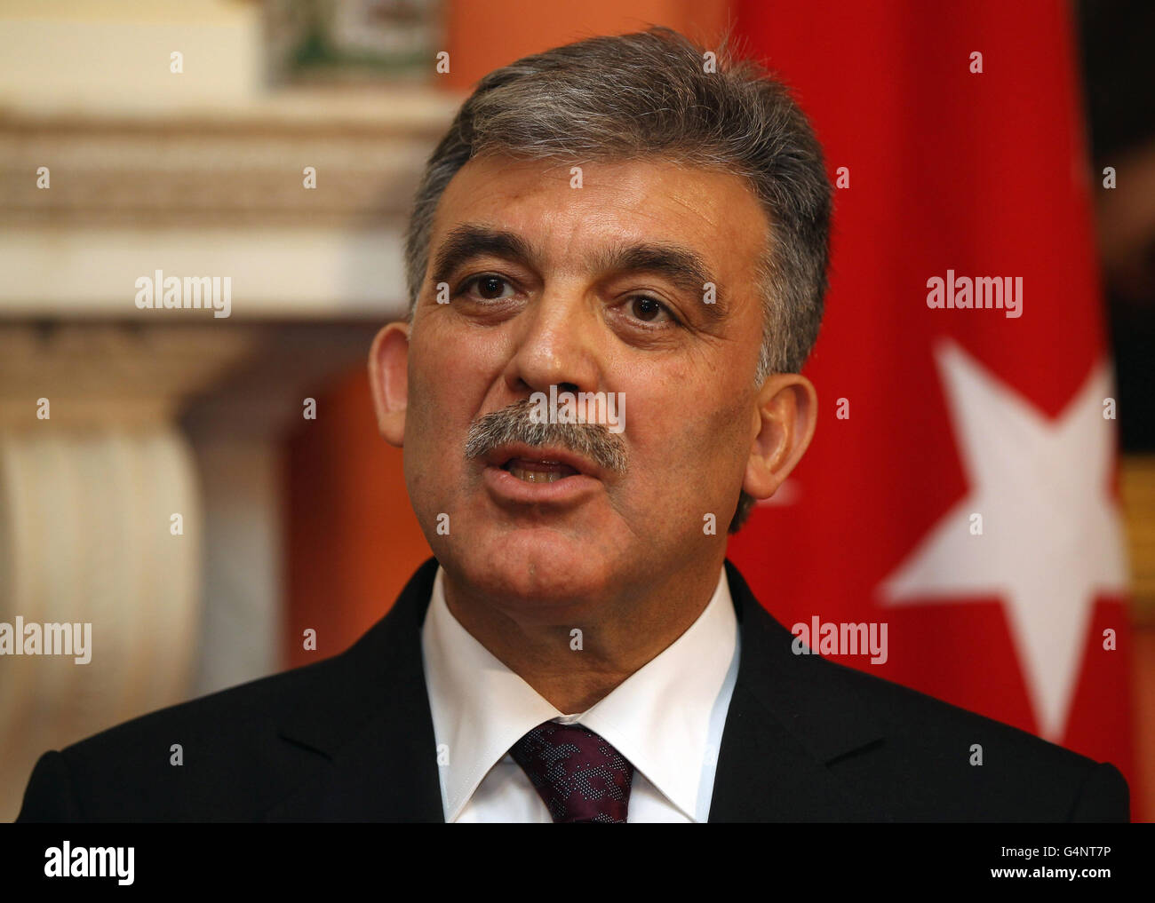 The President of Turkey Abdullah Gul and Prime Minister David Cameron ...