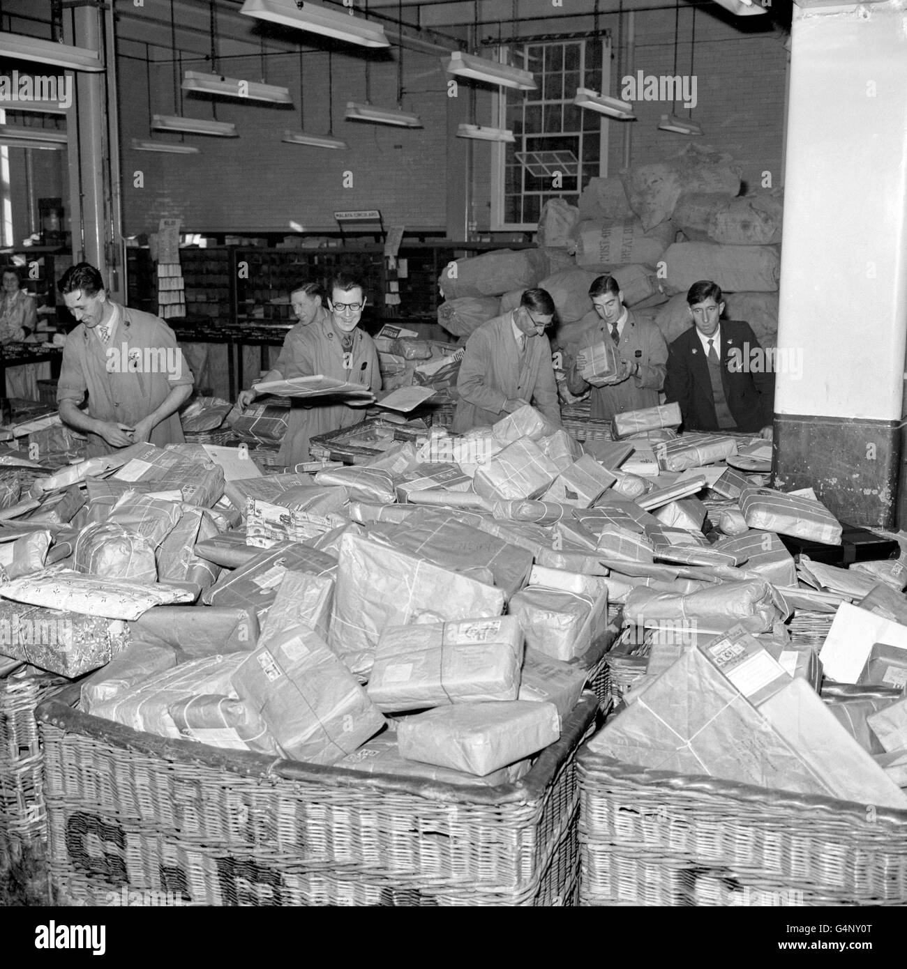 Old Royal Mail Sorting Office Stock Photos & Old Royal Mail Sorting