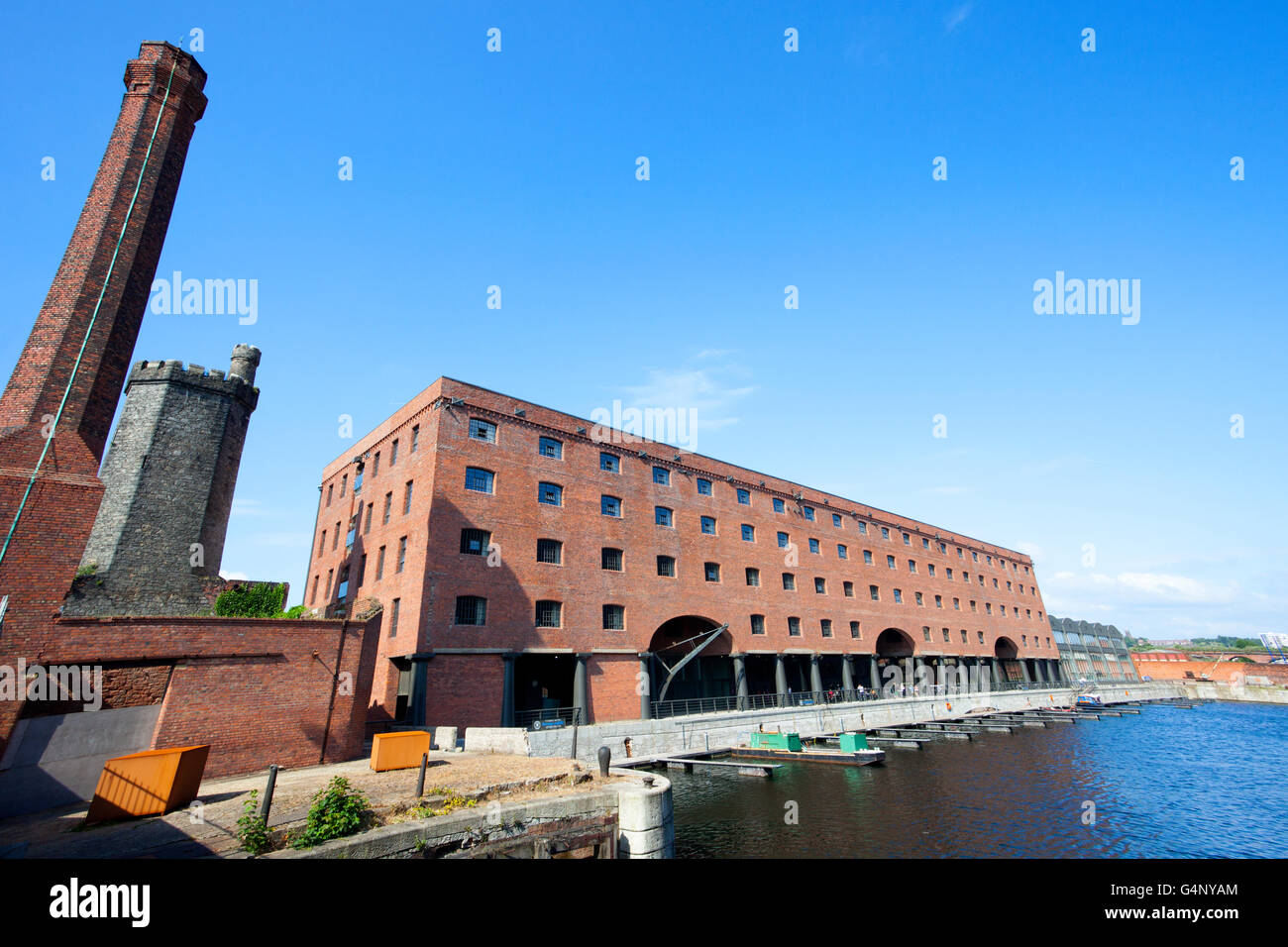 Titanic hotel in a converted 19th-century warehouse, Part of the redevelopment of the historic Stanley Dock complex, Liverpool. Stock Photo