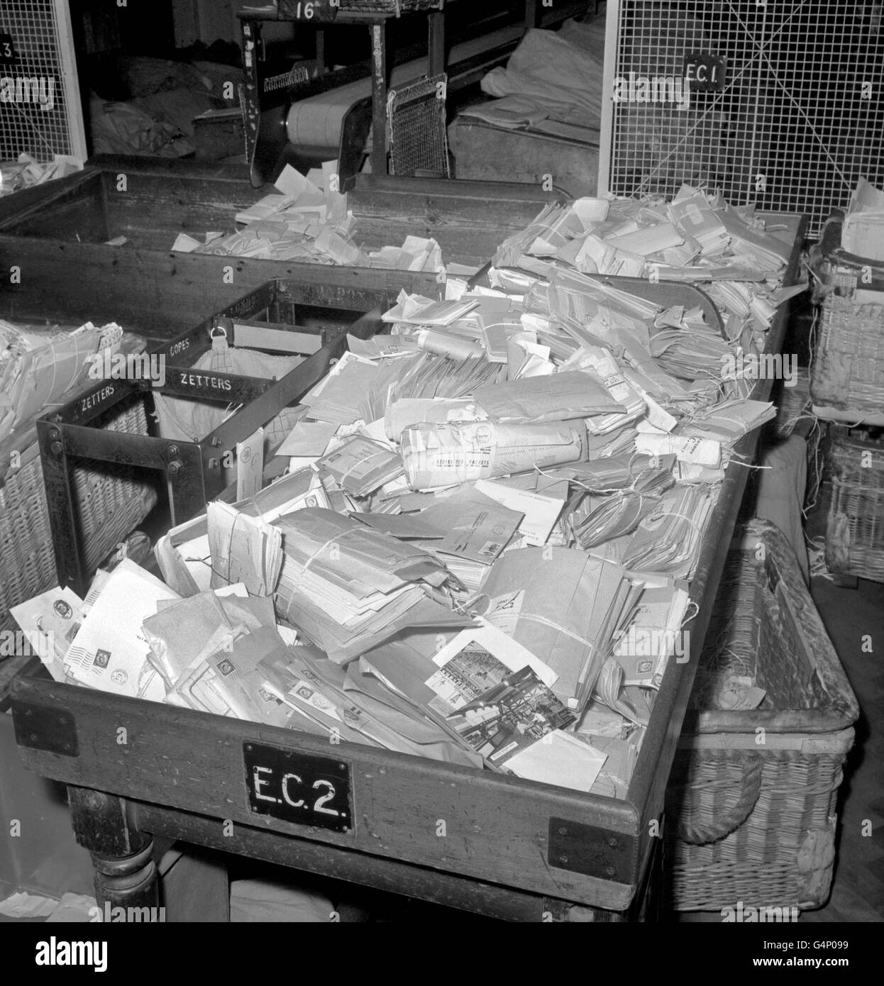 Old Postal Sorting Offices Hi res Stock Photography And Images Alamy old-postal-sorting-offices-hi-res-stock-photography-and-images-alamy