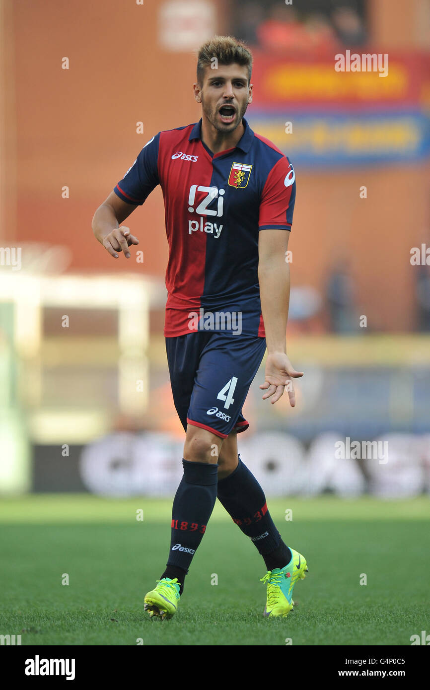 Miguel Veloso of Genoa CFC controls the ball during the Serie A