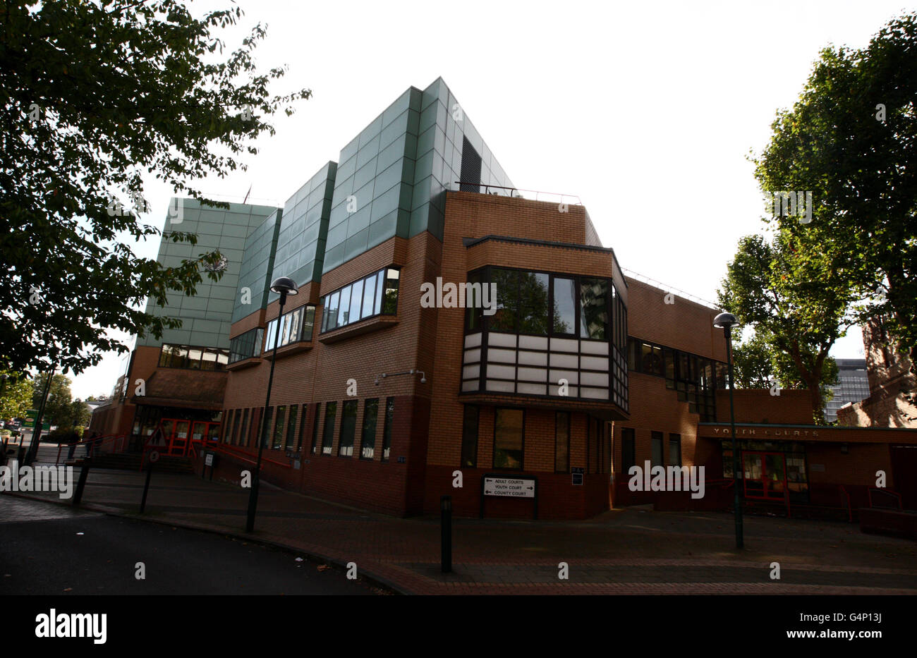 West London Magistrates Court Hammersmith Stock Photo Alamy