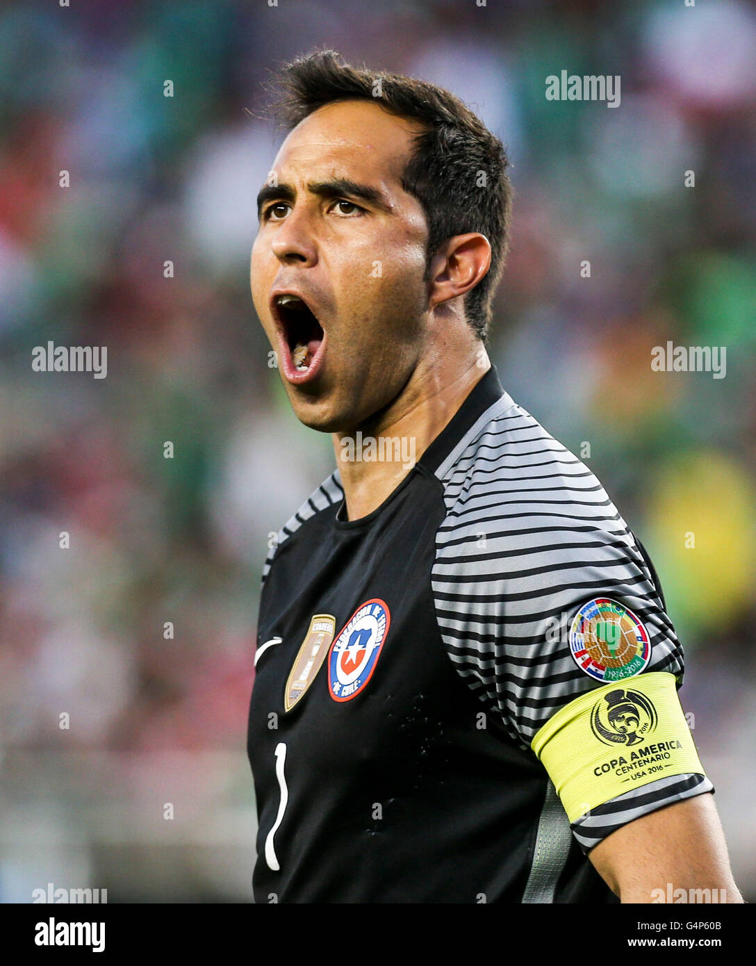 Santa Clara, USA. 18th June, 2016. Claudio Bravo, goalie of Chile, celebrates during the quarterfinal match against Mexico of 2016 Copa America soccer tournament at the Levi's Stadium in Santa Clara, California, the United States, June 18, 2016. Chile won 7-0. Credit:  Zhao Hanrong/Xinhua/Alamy Live News Stock Photo