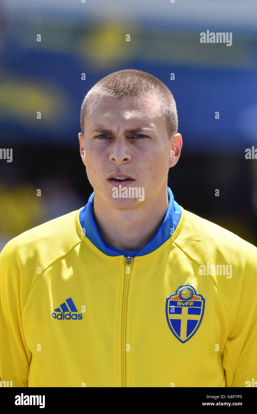 Victor Lindelof (Sweden)            ;  June 17; 2016- Football : Uefa Euro France 2016  Group Stage-MD2 ; Group E, Match 19 ; match between  Italy 1-0 Sweden  at  Stade de Toulouse ; Toulouse, France.;     ;( photo by aicfoto)(ITALY) [0855] Stock Photo