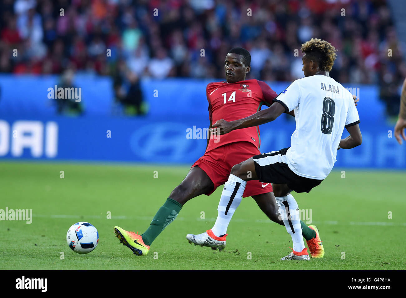 William Silva de Carvalho (Portugal)David Alaba (Austria) ; June 18; 2016- Football : Uefa Euro France 2016 Group Stage-MD2 ; Group F, Match 24 ; match between Portugal 0-0 Austria at Stade Parc des Princes ; Paris, France.; ;( photo by aicfoto)(ITALY) [0855] Stock Photo