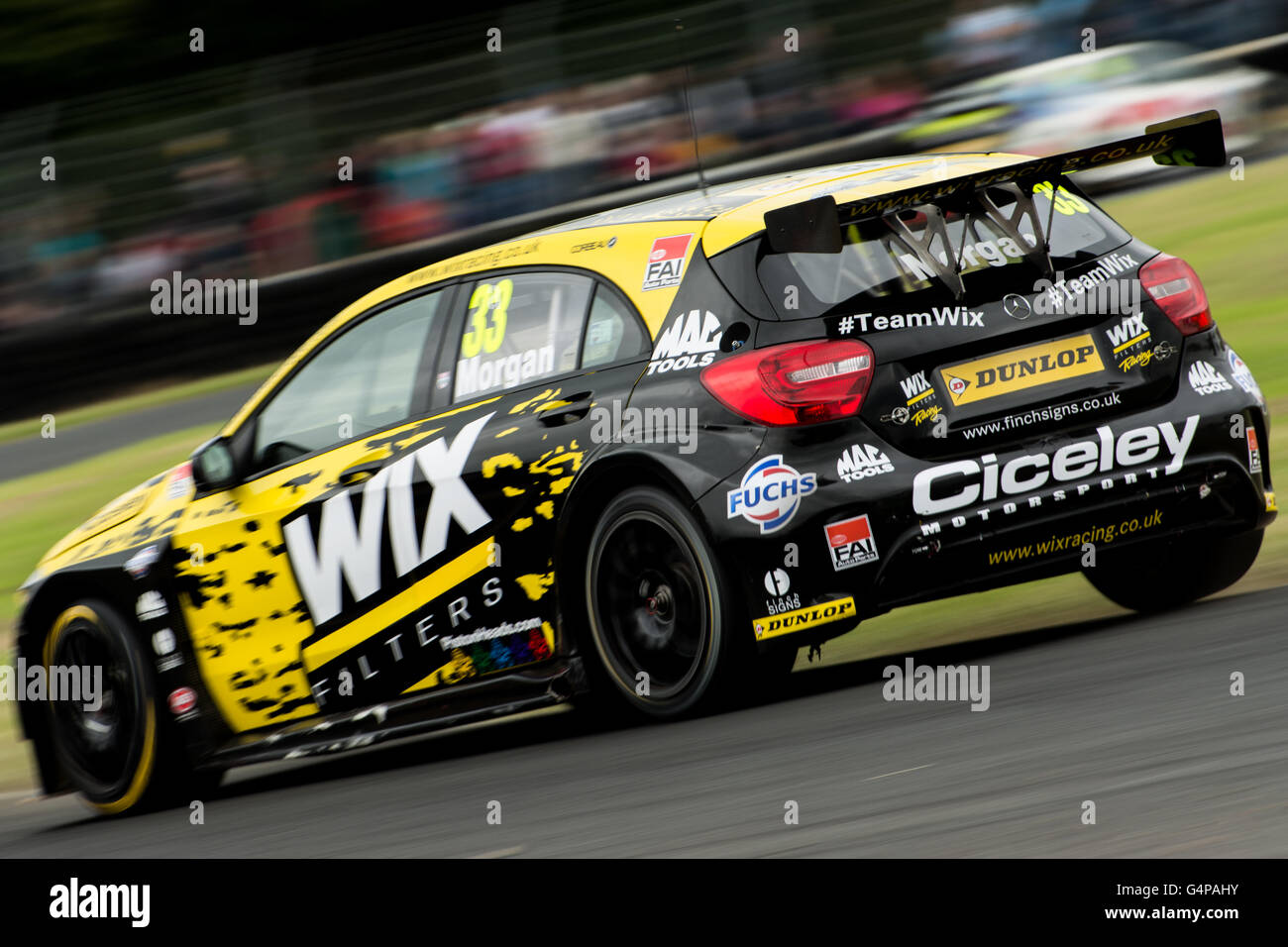 Dalton-On-Tees, North Yorkshire, UK. 19th June, 2016. BTCC racing ...