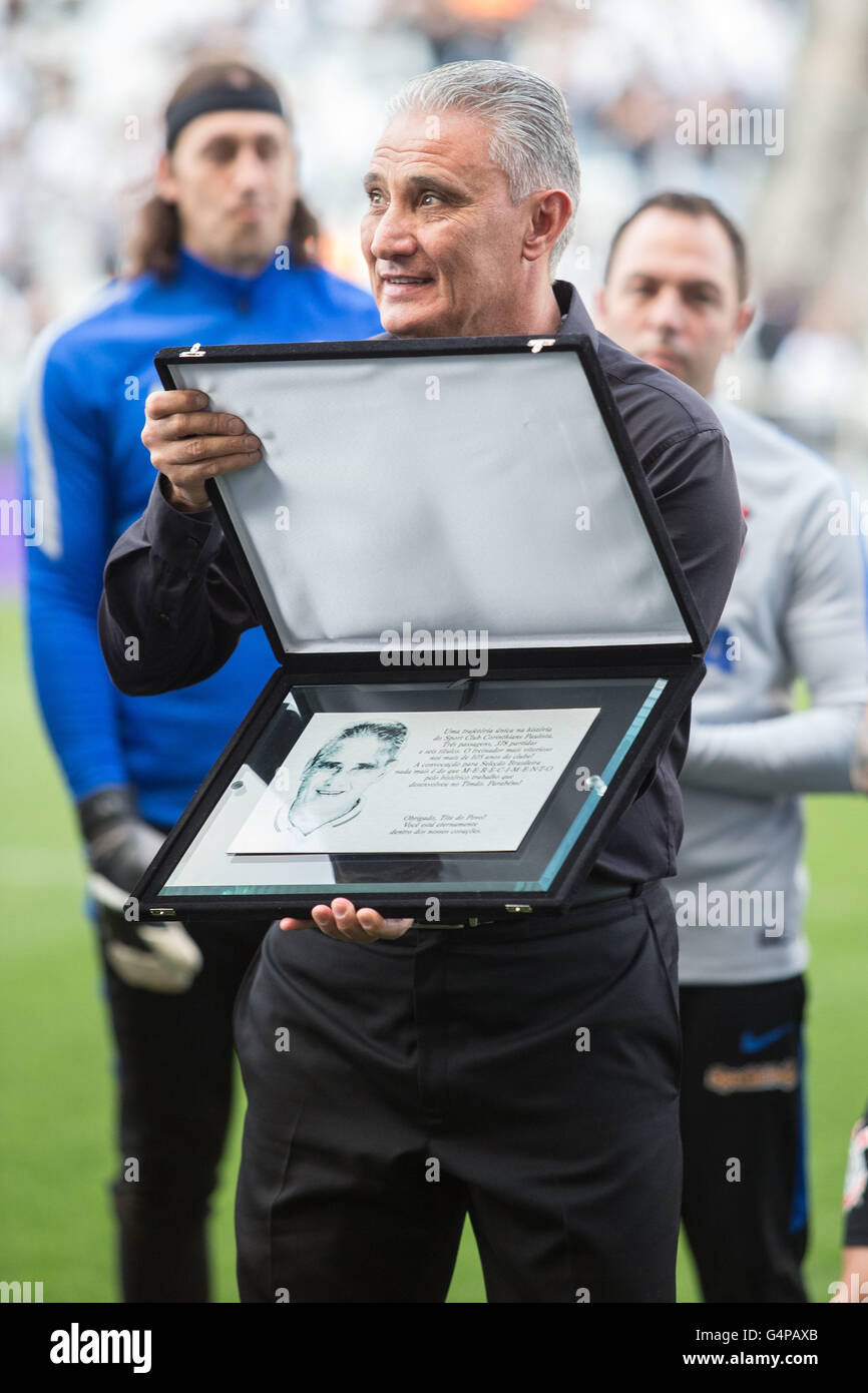SAO PAULO, Brazil - 19/06/2016: CORINTHIANS X BOTAFOGO - Former Corinthians coach and current coach of the Brazilian national football team, Tite, is honored before the match between Corinthians x Botafogo, valid for the ninth round of the Championship 2016, held at the Arena Corinthians on Sunday evening (19). (Photo: Marcelo Machado de Melo / FotoArena) Stock Photo