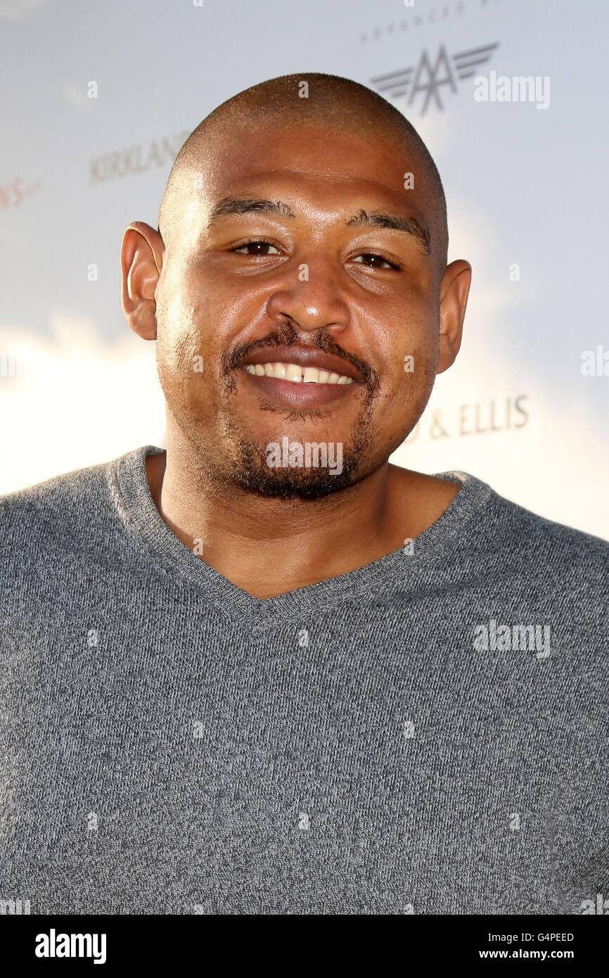 Los Angeles, CA, USA. 18th June, 2016. Omar Miller at arrivals for STAND for KIDS Annual Gala Benefiting Orthopaedic Institute for Children, Twentieth Century Fox Studios Lot, Los Angeles, CA June 18, 2016. © Priscilla Grant/Everett Collection/Alamy Live News Stock Photo