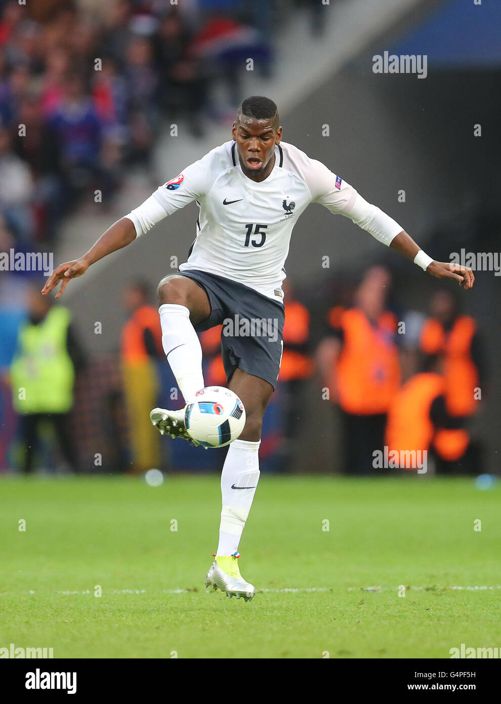 Lille, France. 19th June, 2016. Paul POGBA, FRA 15 drives the ball, action,  full-size, FRANCE - SWITZERLAND Group A ,Football European Championships  EURO at June 19, 2016 in Lille, France. Fussball, Nationalteam,