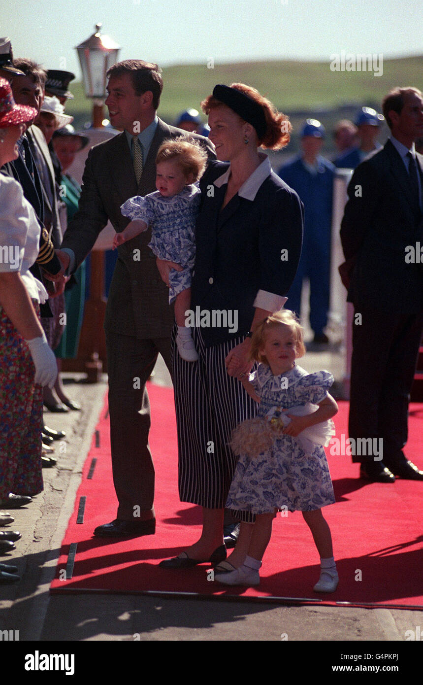 The Duke and Duchess of York with Princesses Eugenie and Beatrice (walking) in Aberdeeen after disembarking from the Royal yacht Brittania. Stock Photo