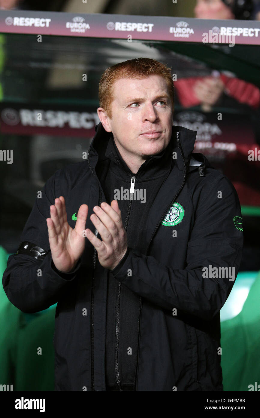 Gary lennon hires stock photography and images Alamy