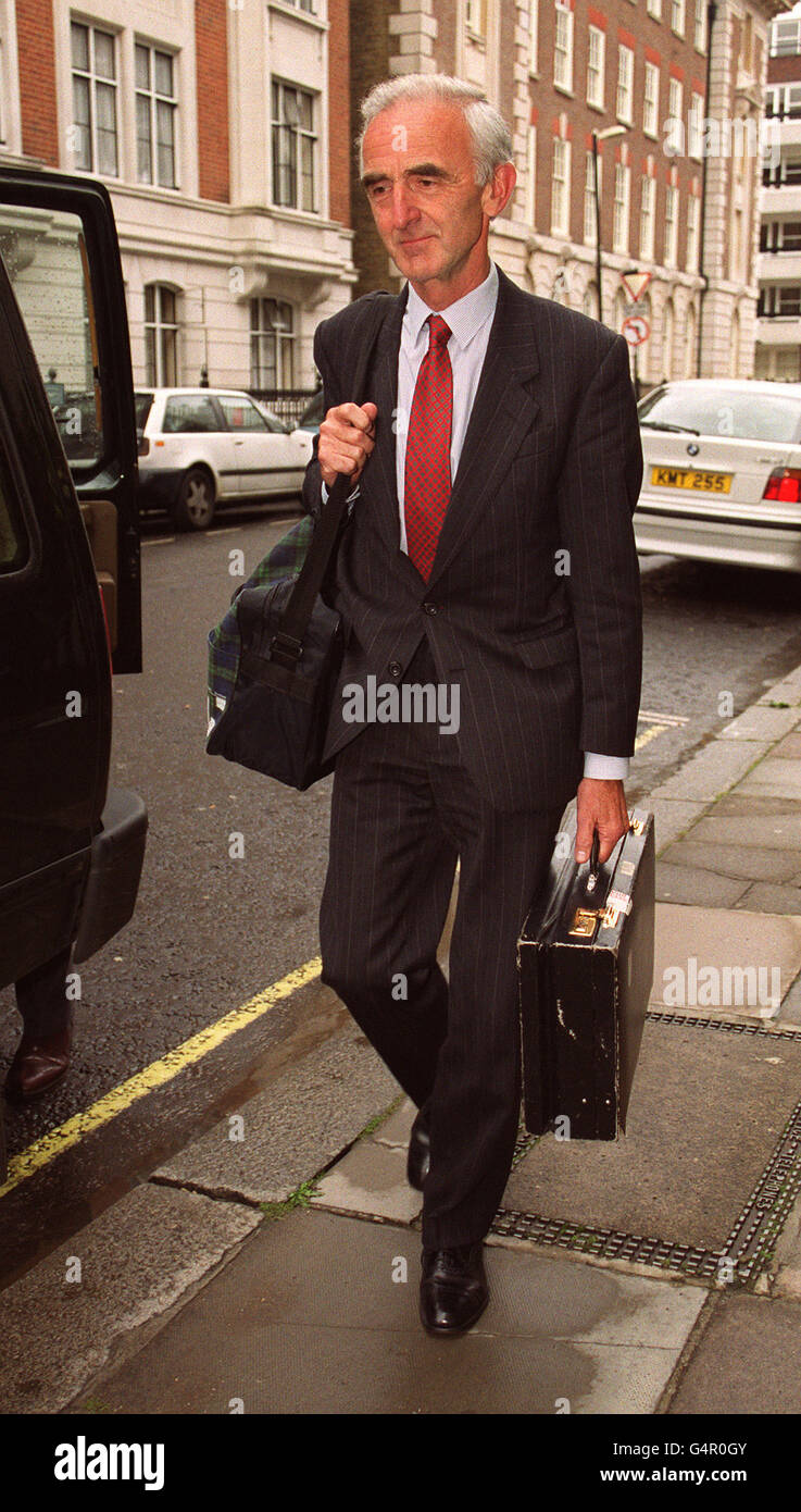 Doctor John Anderton, formerly a consultant at Edinburgh's Western General Hospital, leaves the General Medical Council in London after a hearing that decided not to reinstate him to the medical register after he was struck off for conducting bogus drug tests. Stock Photo