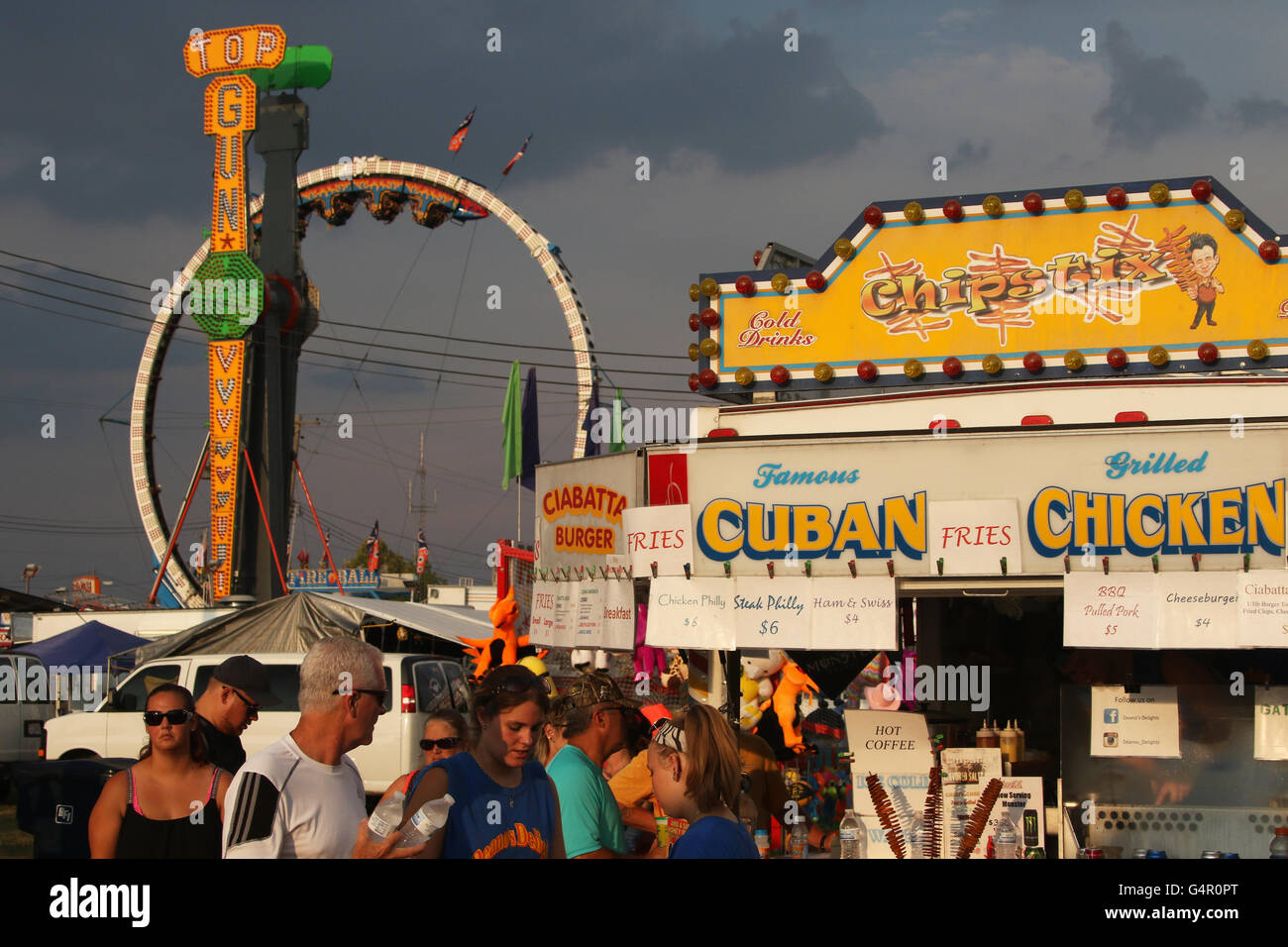 Canfield fair midway people hires stock photography and images Alamy