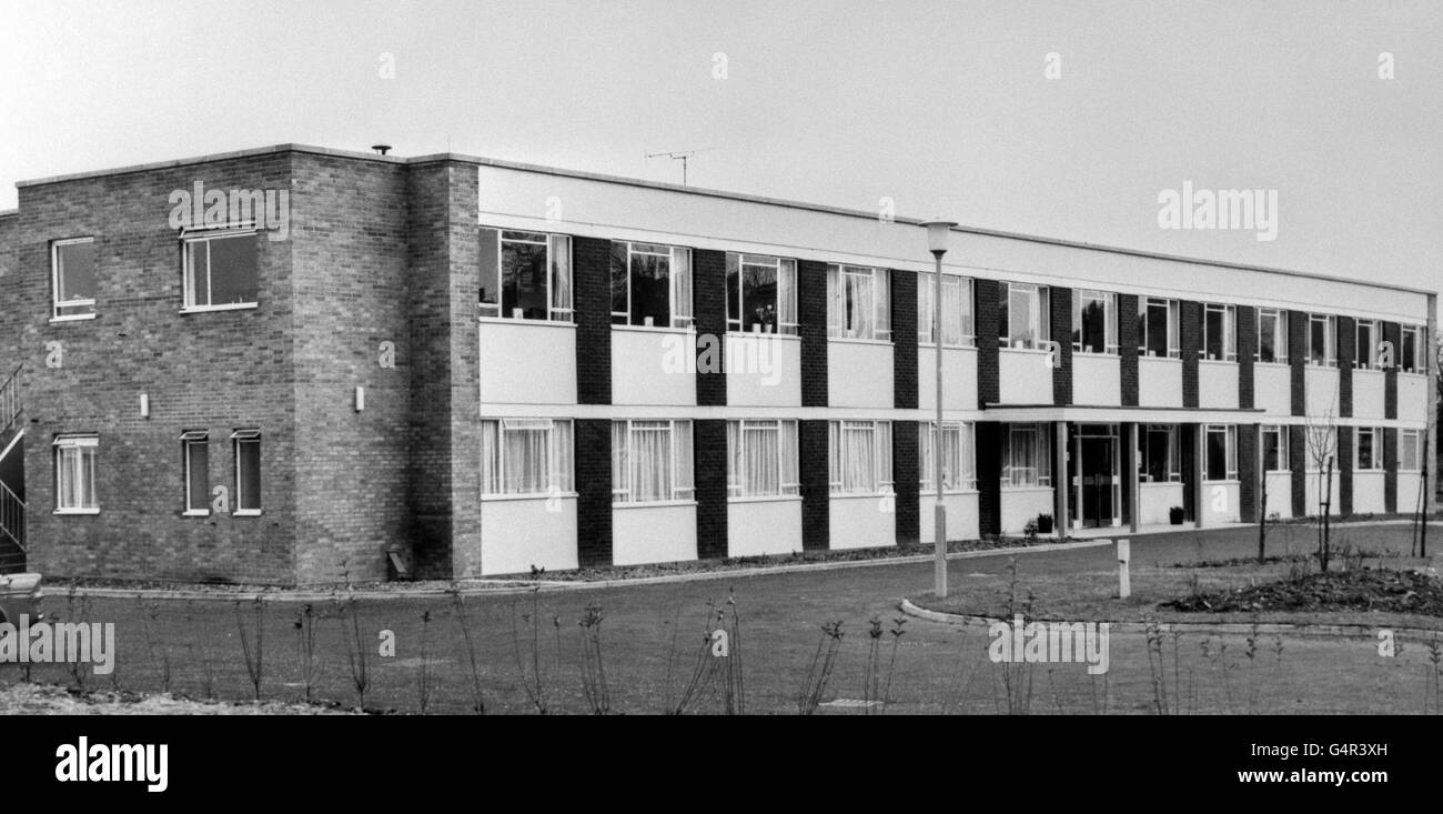 Buildings and Landmarks Nuffield Nursing Home Hull. Exterior view