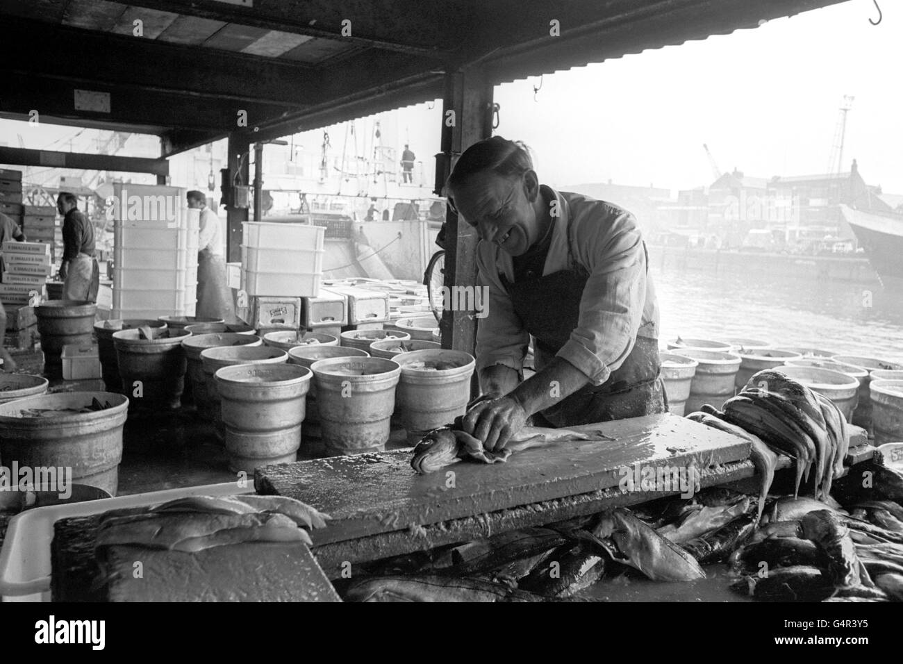 Fish dock kingston upon hull hires stock photography and images Alamy
