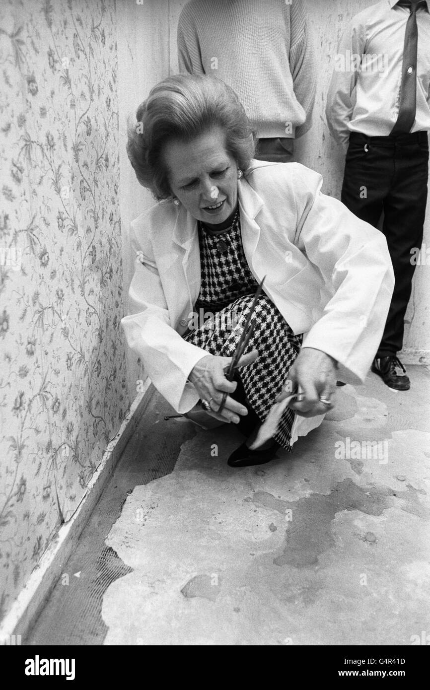 Politics - 1987 General Election Campaign - Margaret Thatcher - Chatham, Kent Stock Photo