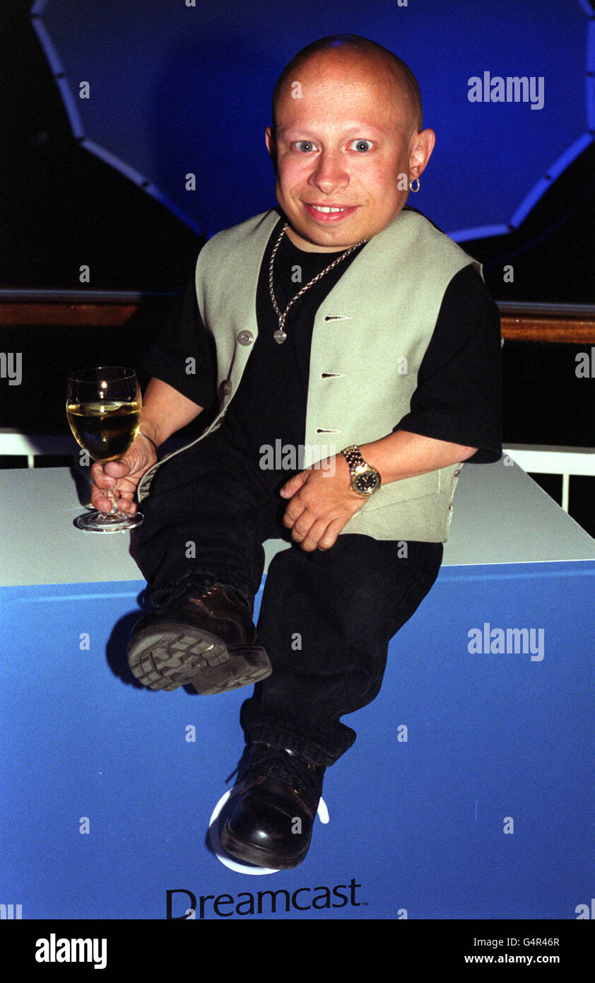 American actor Verne Troyer who plays Mini Me in the film 'Austin Powers' at the Sega Dreamcast launch party in London. Stock Photo