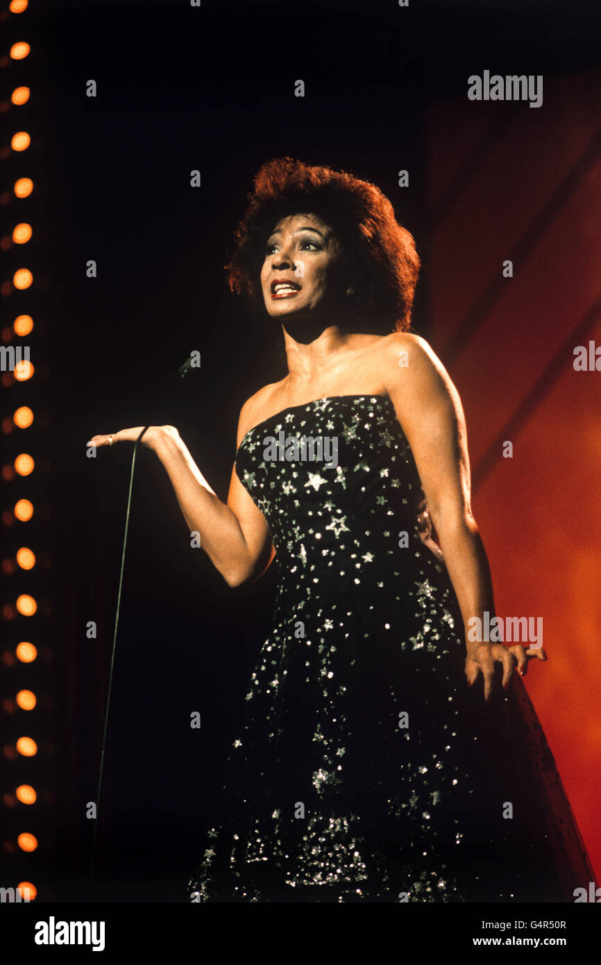 Welsh singer Shirley Bassey during rehearsals ahead of performing at the Royal Variety Performance in front of Queen Elizabeth II and Prince Philip, Duke of Edinburgh. This was Shirley Bassey's first performance since the tragic death of her daughter Samantha. She said her voice disappeared and she had to have singing lessons for the first time in her life to get her voice back. Stock Photo