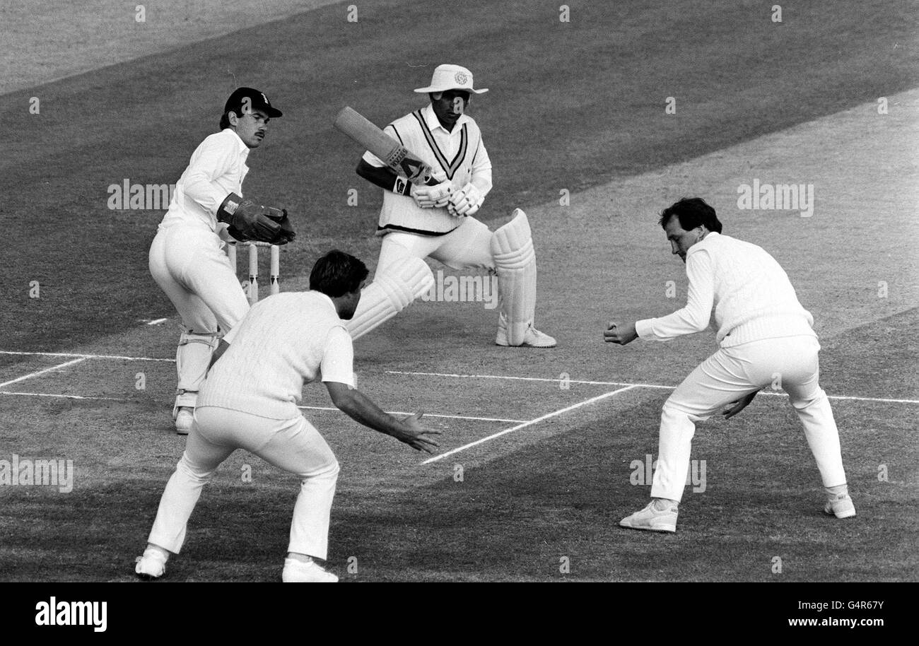 Sunil gavaskar century hi-res stock photography and images - Alamy