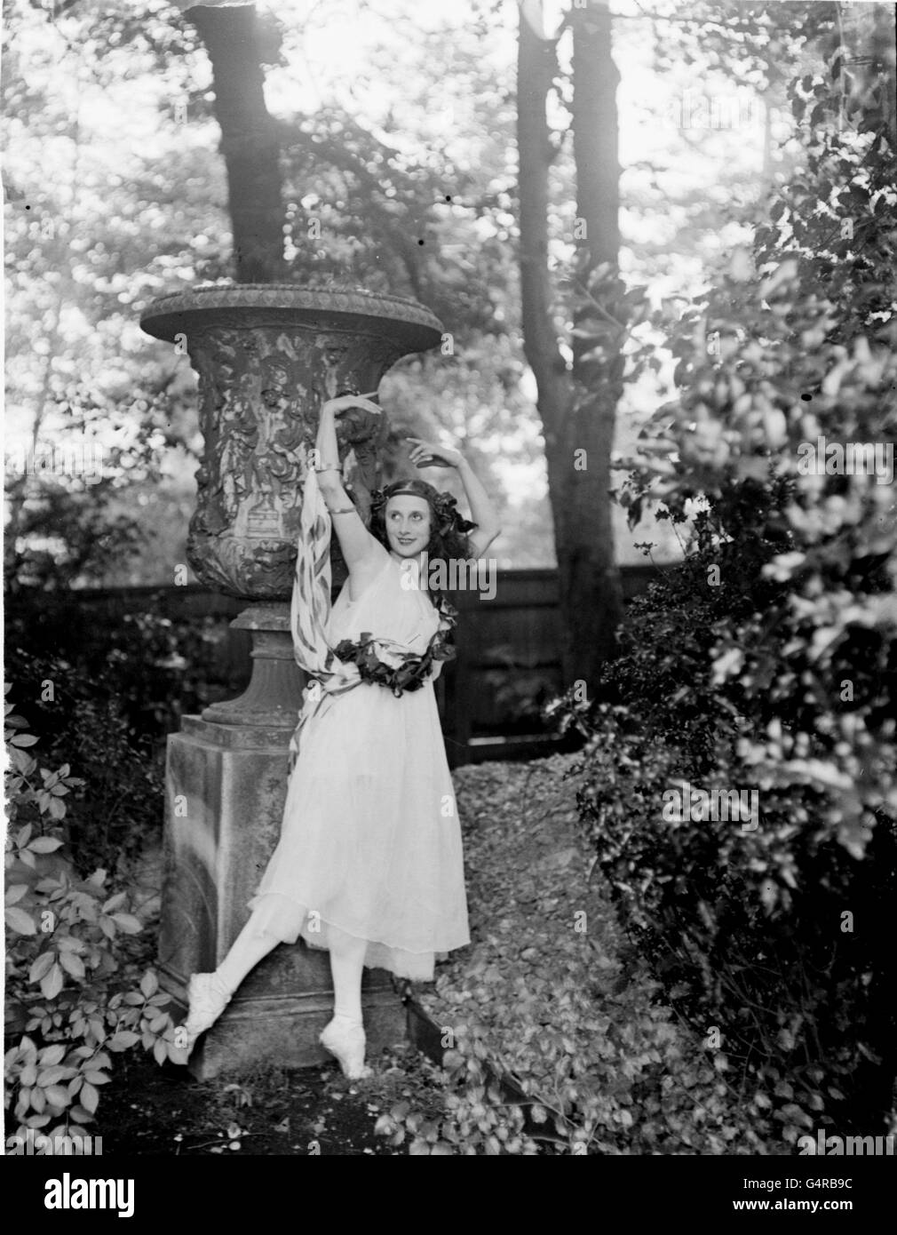 JANUARY 23RD : On this day in 1931 Russian ballet dancer Anna Pavlova died. The Ballerina Anna Pavlova. Stock Photo