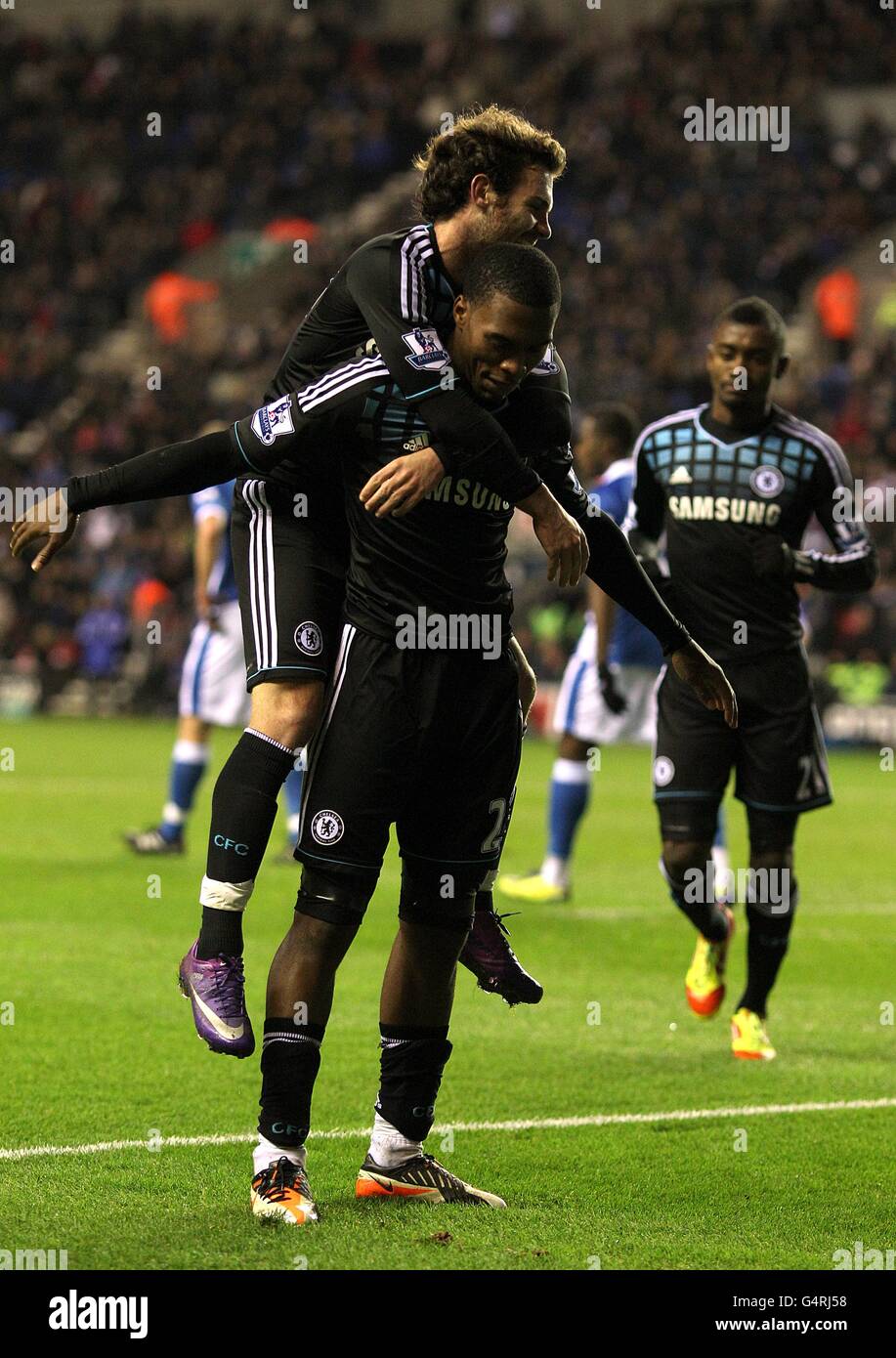 Chelsea's Daniel Sturridge (front) celebrates with his team-mate Juan Mata after scoring his team's opening goal Stock Photo