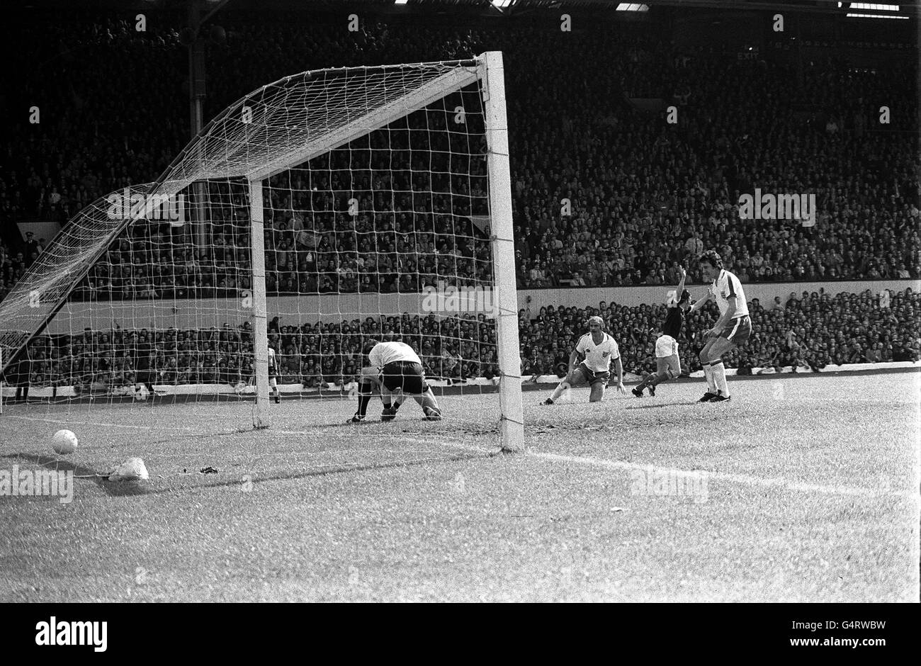 Kenny dalglish scotland hires stock photography and images Alamy