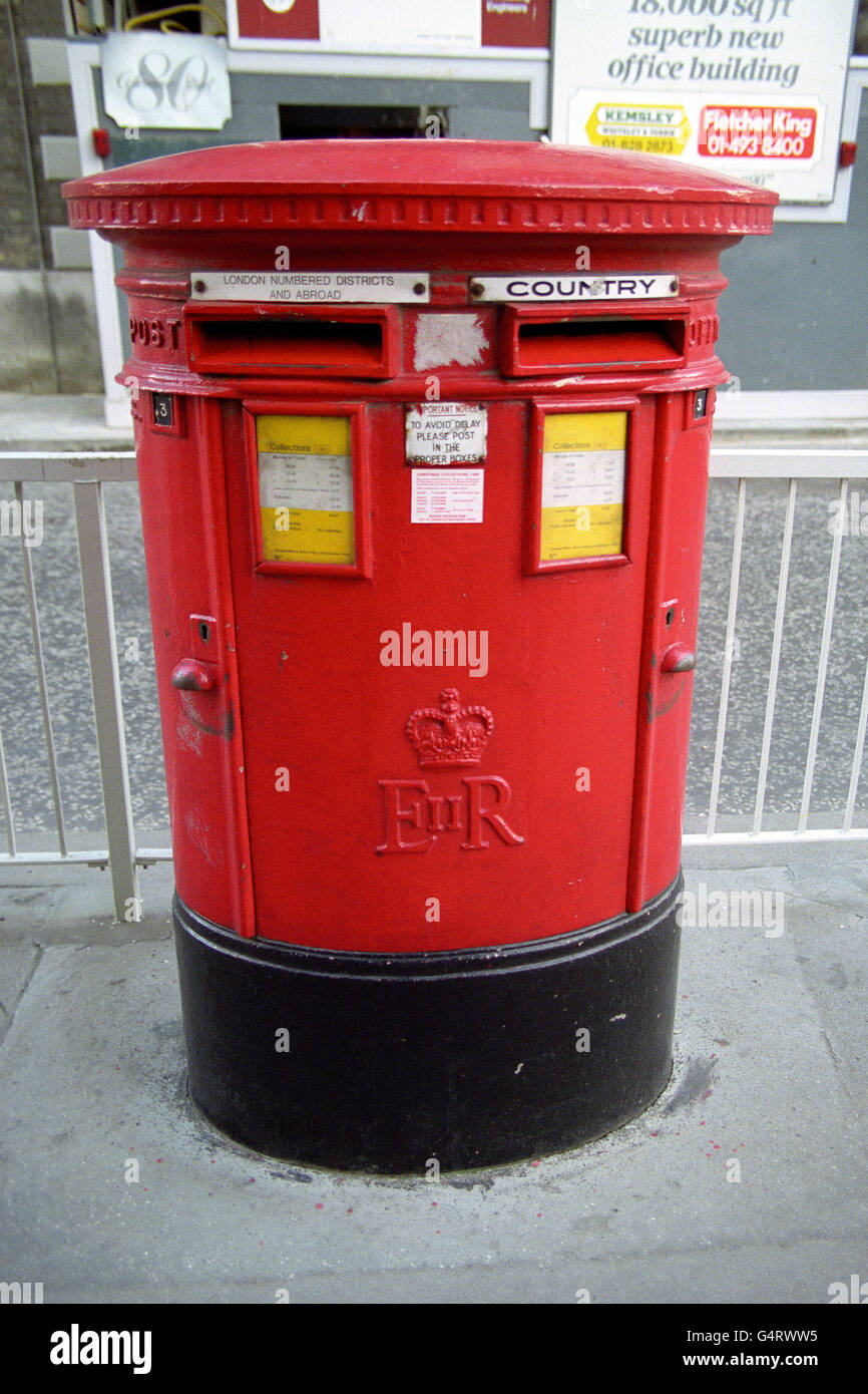British Postal Service - London Post Box - London Stock Photo