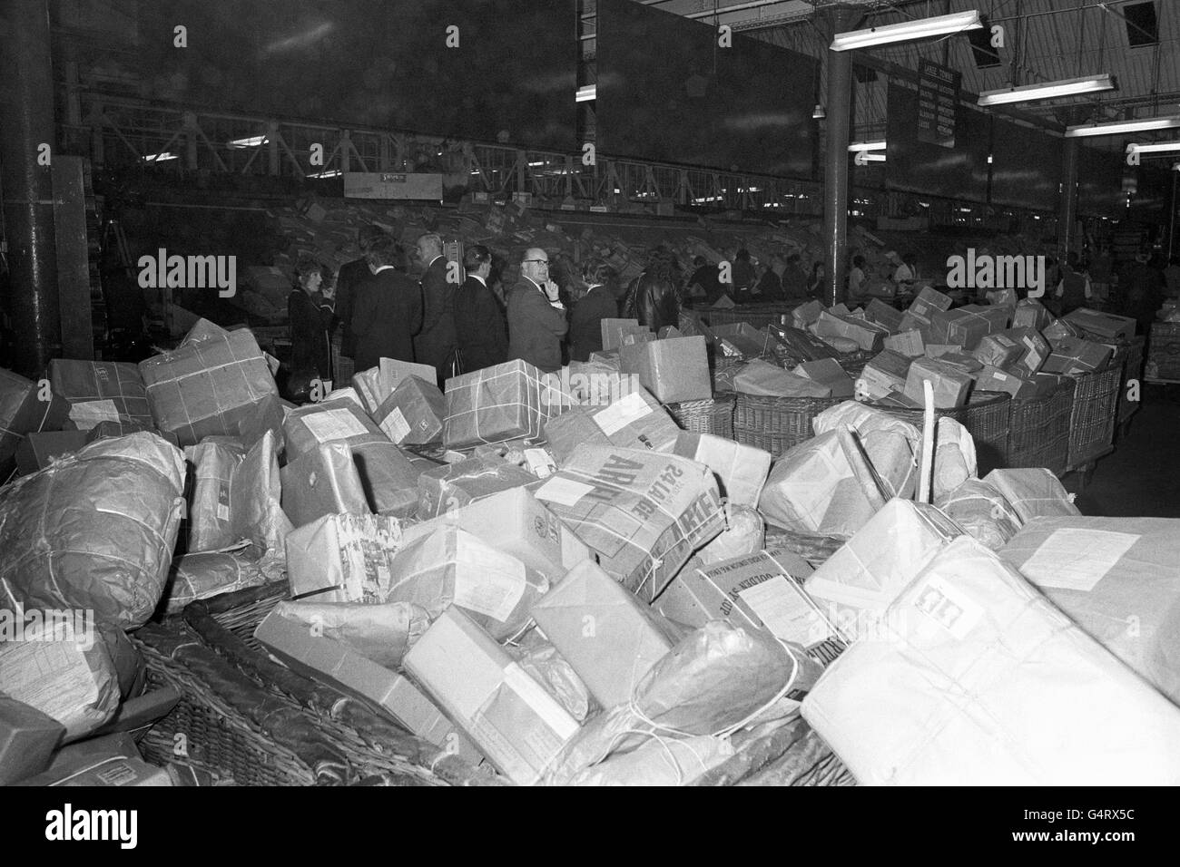 Parcels pile up at mount pleasant sorting office hires stock
