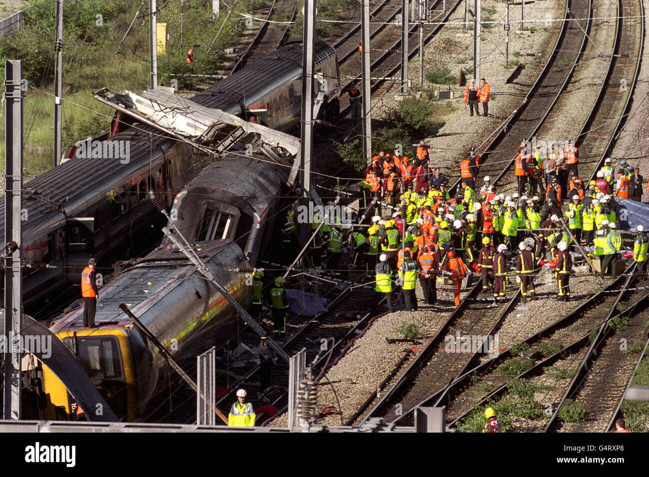 British Accidents and Disasters Paddington Rail Crash London 1999