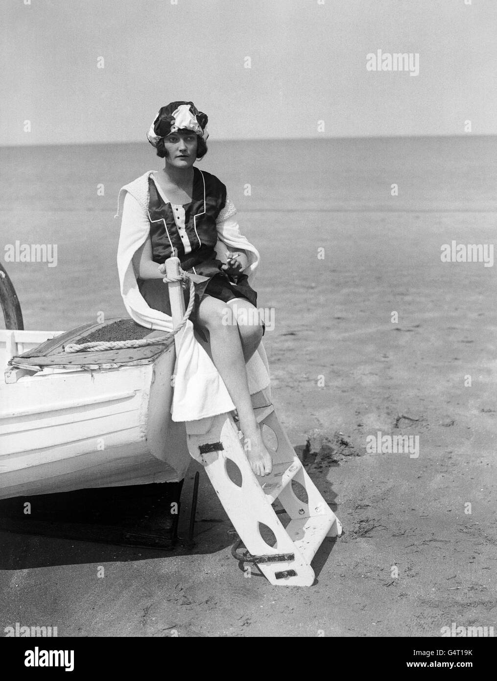 British Fashion - Women - Bathing - Margate - 1921 Stock Photo