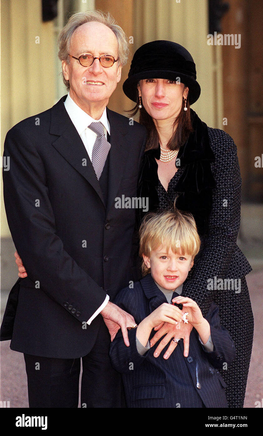 John barry composer hi res stock photography and images alamy