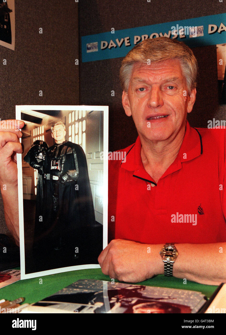 Actor and former body Builder David Prowse who played Darth Vader in the original Star Wars trilogy of films, at the opening of Collect '99 at Wembley Exhibition Centre in London. * Collect '99 is an exhibition with items ranging from models to stamps, to autographs and TV and Film memorabilia. Stock Photo