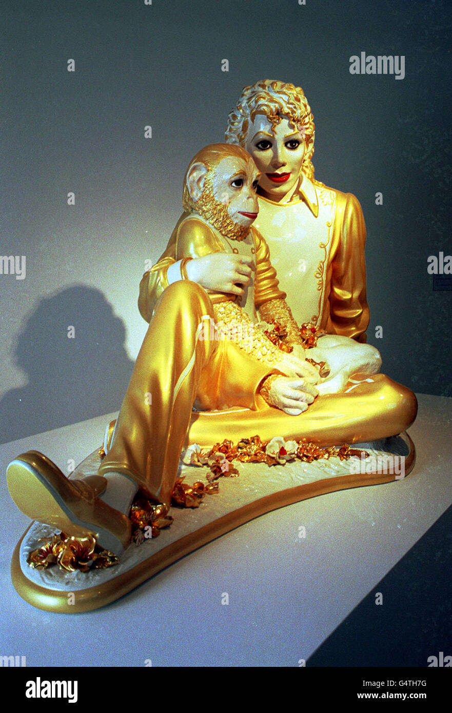 American pop superstar Michael Jackson with his pet monkey Bubbles