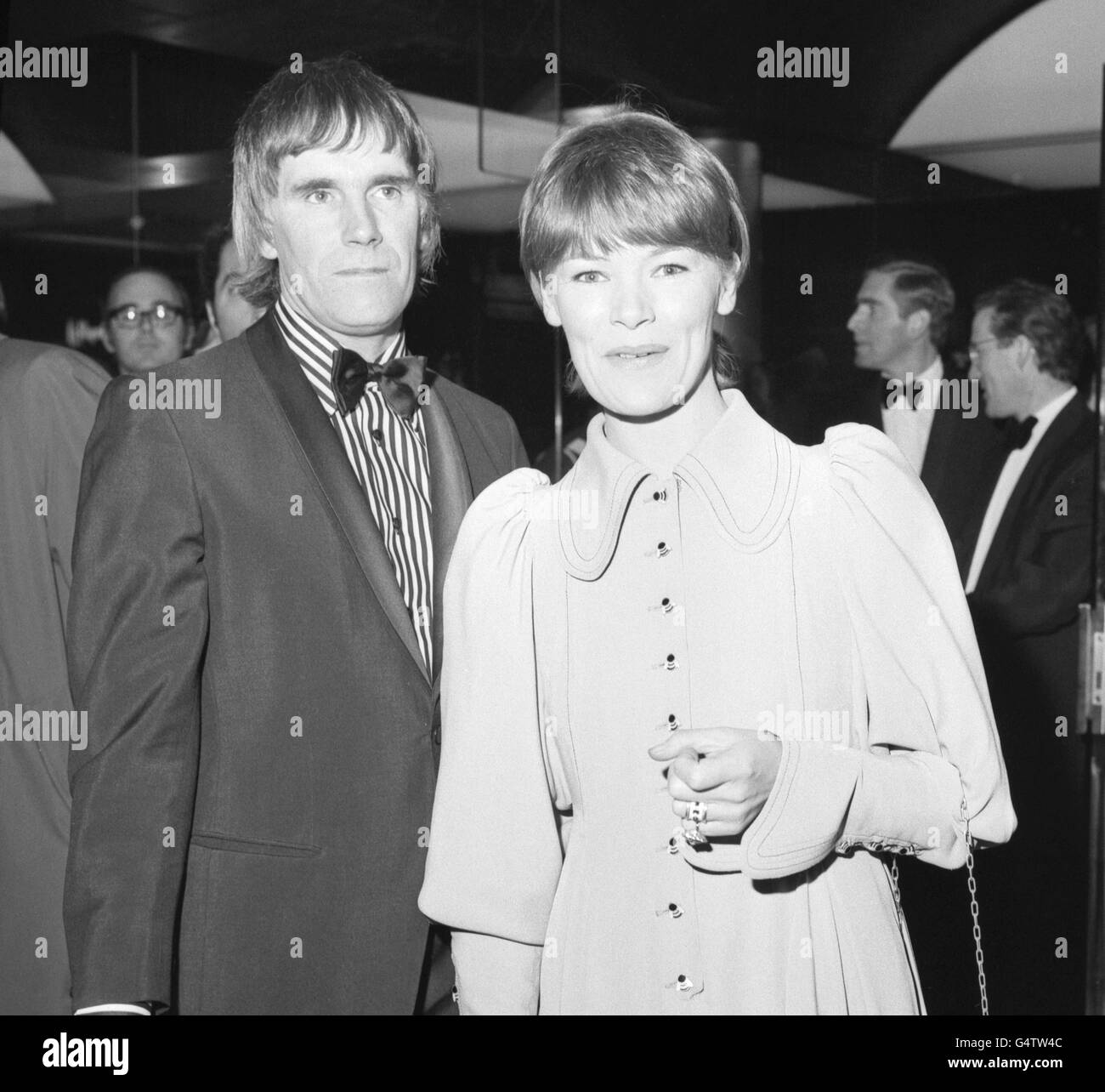 Glenda Jackson and her husband, Roy Hodges, as they arrive for the premiere of 'The Triple Echo' at The Universal, Piccadilly Circus. Stock Photo