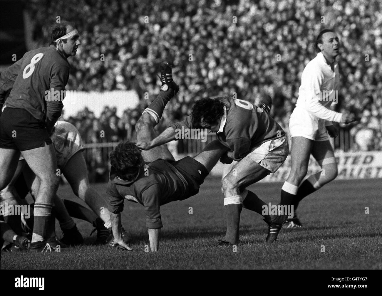 gareth-edwards-wales-rugby-1978-hi-res-stock-photography-and-images-alamy