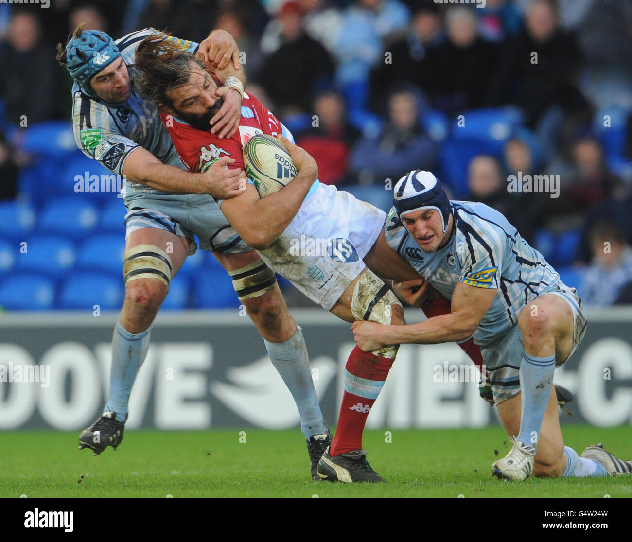 Cardiff blues v racing metro hi-res stock photography and images - Alamy
