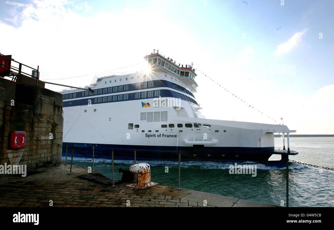 The new P&O Spirit of France ferry arrives at The Port of Dover in Kent ...