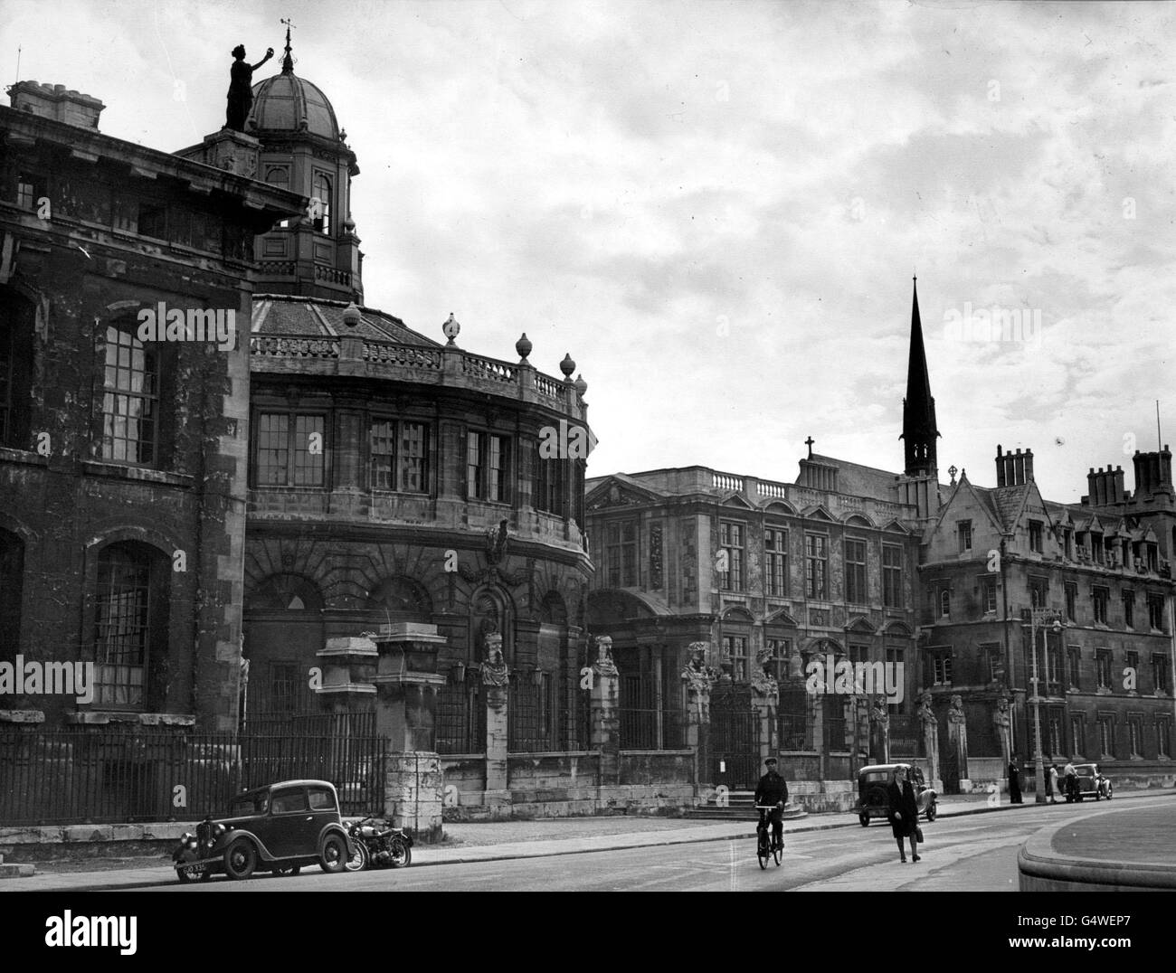Clarendon Building Oxford Stock Photo Alamy
