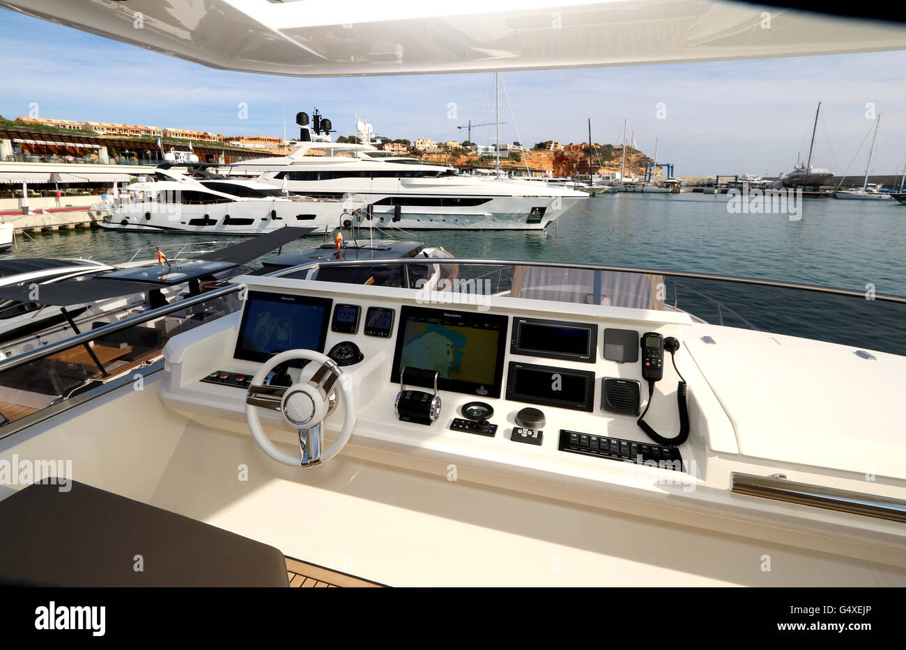 Yacht accessories hi-res stock photography and images - Alamy