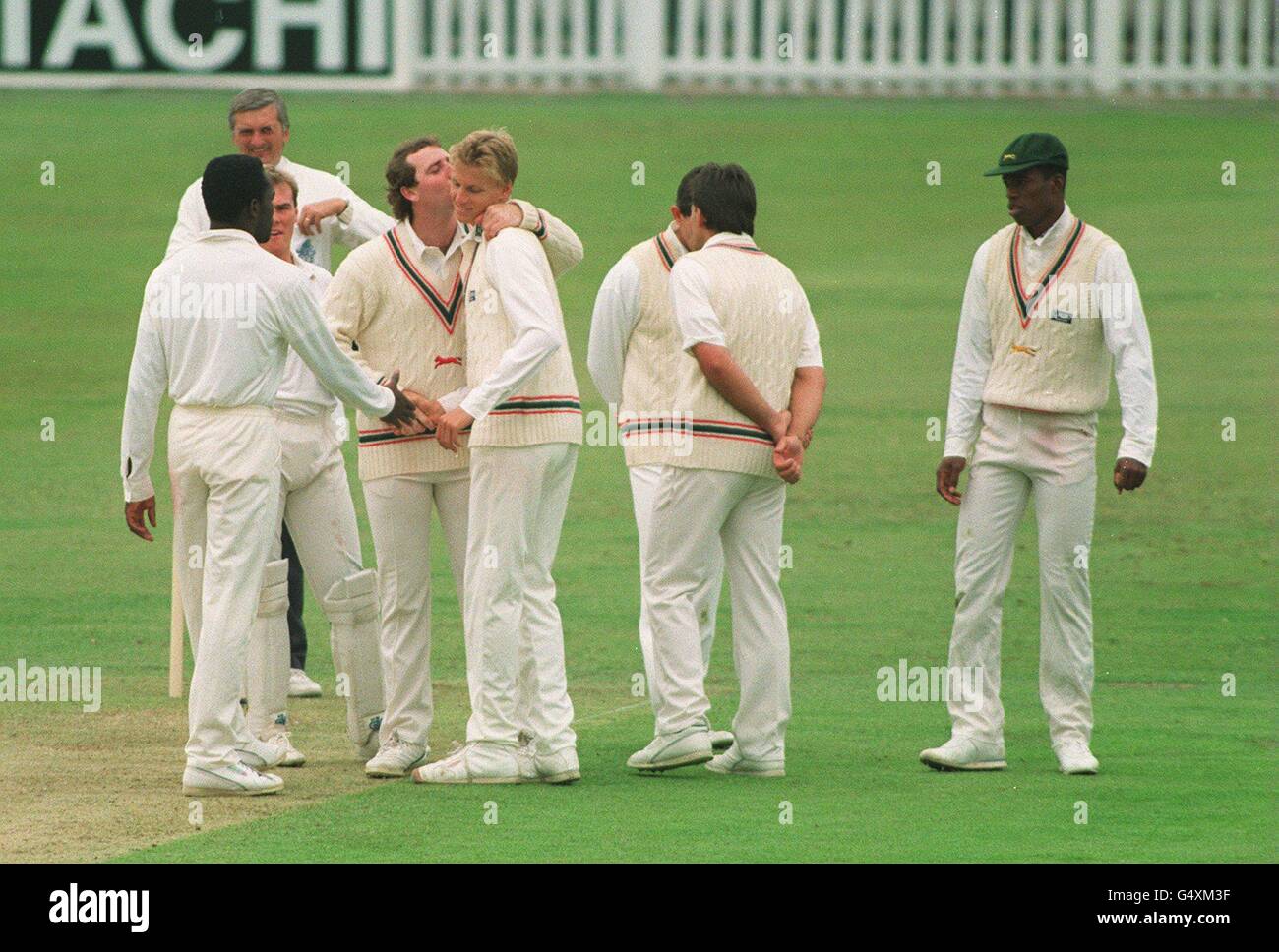 LEICESTERSHIRE V NEW ZEALAND CRICKET Stock Photo Alamy prestige-new-zealand-cricket-club-grade-a-team-of-1959-1960-record