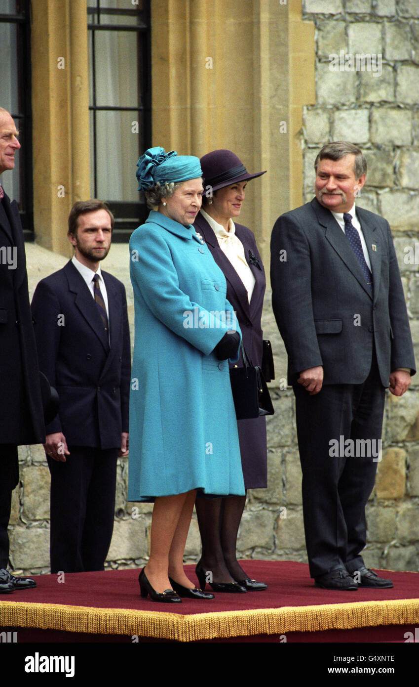 Queen Elizabeth II with the President of Poland, Lech Walesa, and his wife Danuta, at Windsor Castle at the start of his visit to Britain. Stock Photo