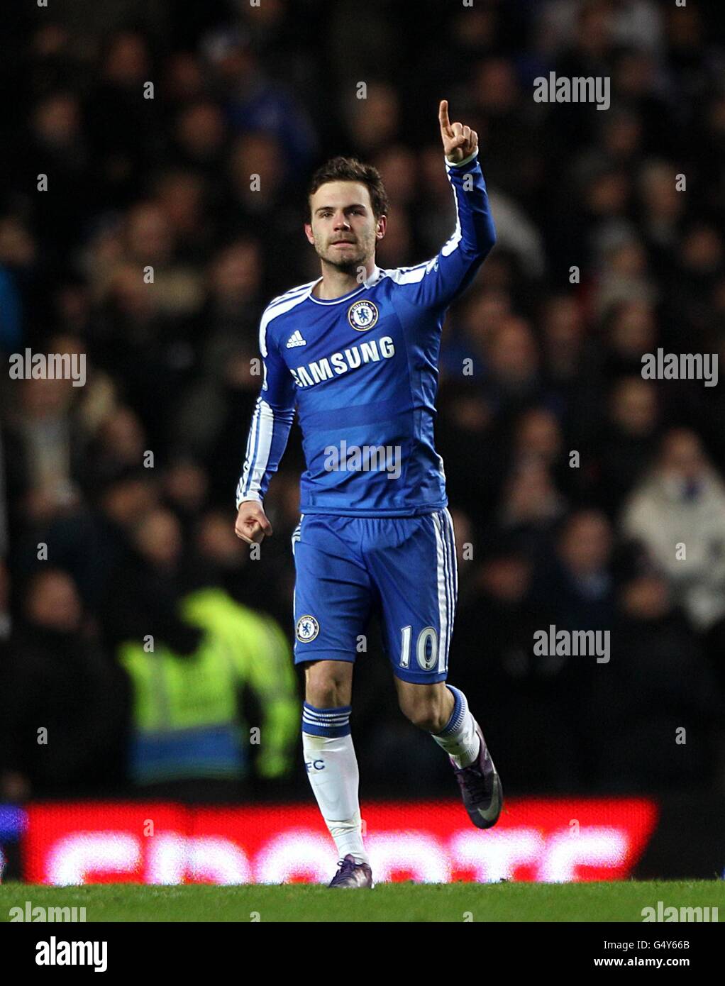 Soccer - Barclays Premier League - Chelsea v Manchester United - Stamford Bridge. Chelsea's Juan Mata celebrates after scoring his side's second goal of the game Stock Photo