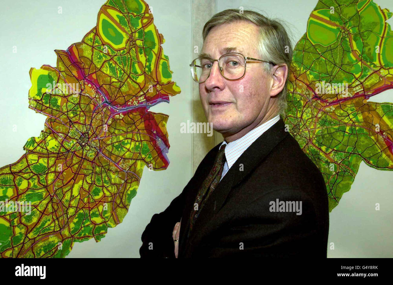 Britains first noise map of a city has been launched at the NEC in Birmingham by the Environment Minister Michael Meacher. The map from Birmingham City Council details the city's noise levels during the day and at night. * Picture shows Michael Meacher with noise maps of Birmingham by day and by night (right). Stock Photo