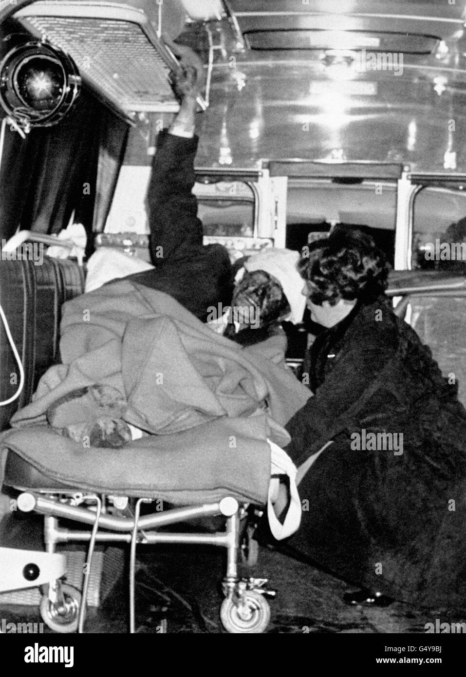 Ira bombing 1974 Black and White Stock Photos & Images Alamy