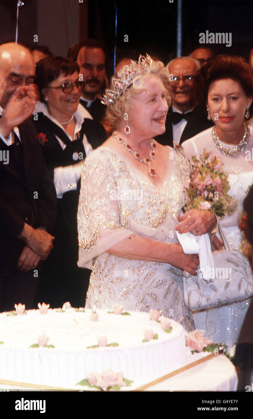 Queen Mothers Eightieth Birthday Stock Photo