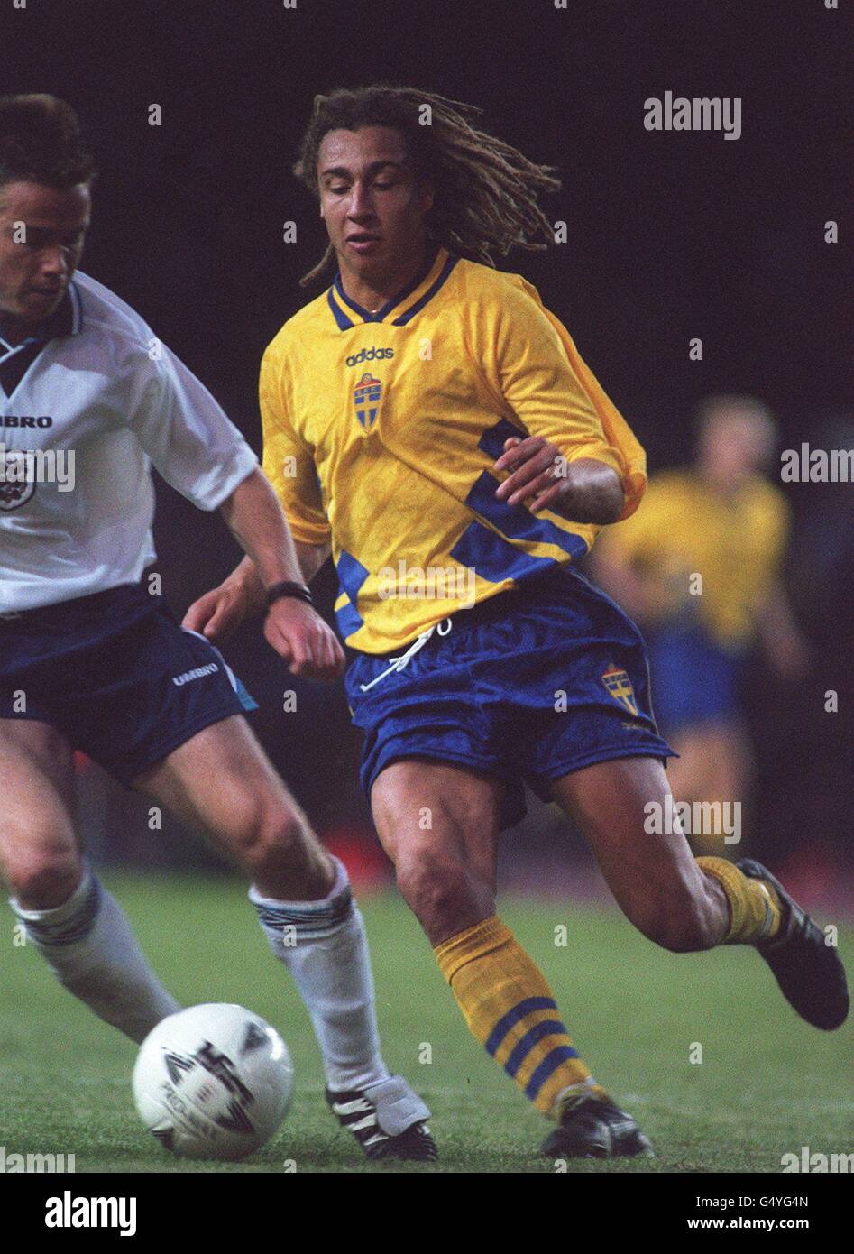 Umbro Réédite Ses Maillots Mythiques Avec Over The Pitch