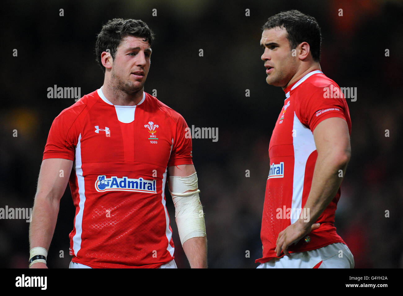 Rugby Union - RBS 6 Nations Championship 2012 - Wales v Scotland - Millennium Stadium. Wales' Jamie Roberts (right) and Alex Cuthbert Stock Photo