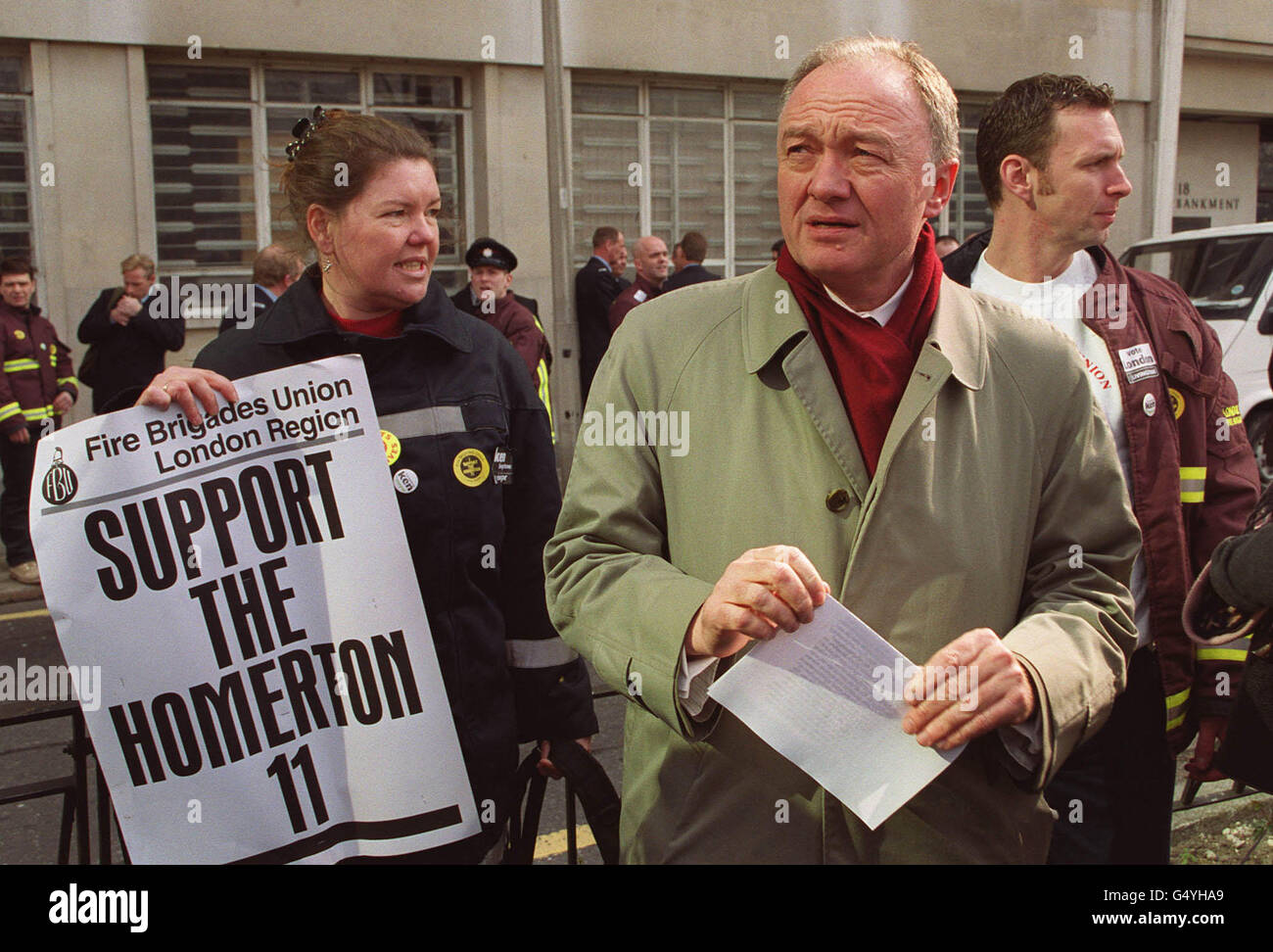 Independent London mayoral candidate Ken Livingstone speaking outside London Fire Brigade Headquarters, at a rally of firefighters protesting about the suspension of 11 of their colleagues for refusing to work overtime on millennium eve. *Mr Livingstone has pledged to recruit more firefighters and cut bureaucracy in the capital s Fire Brigade if he is elected. Stock Photo